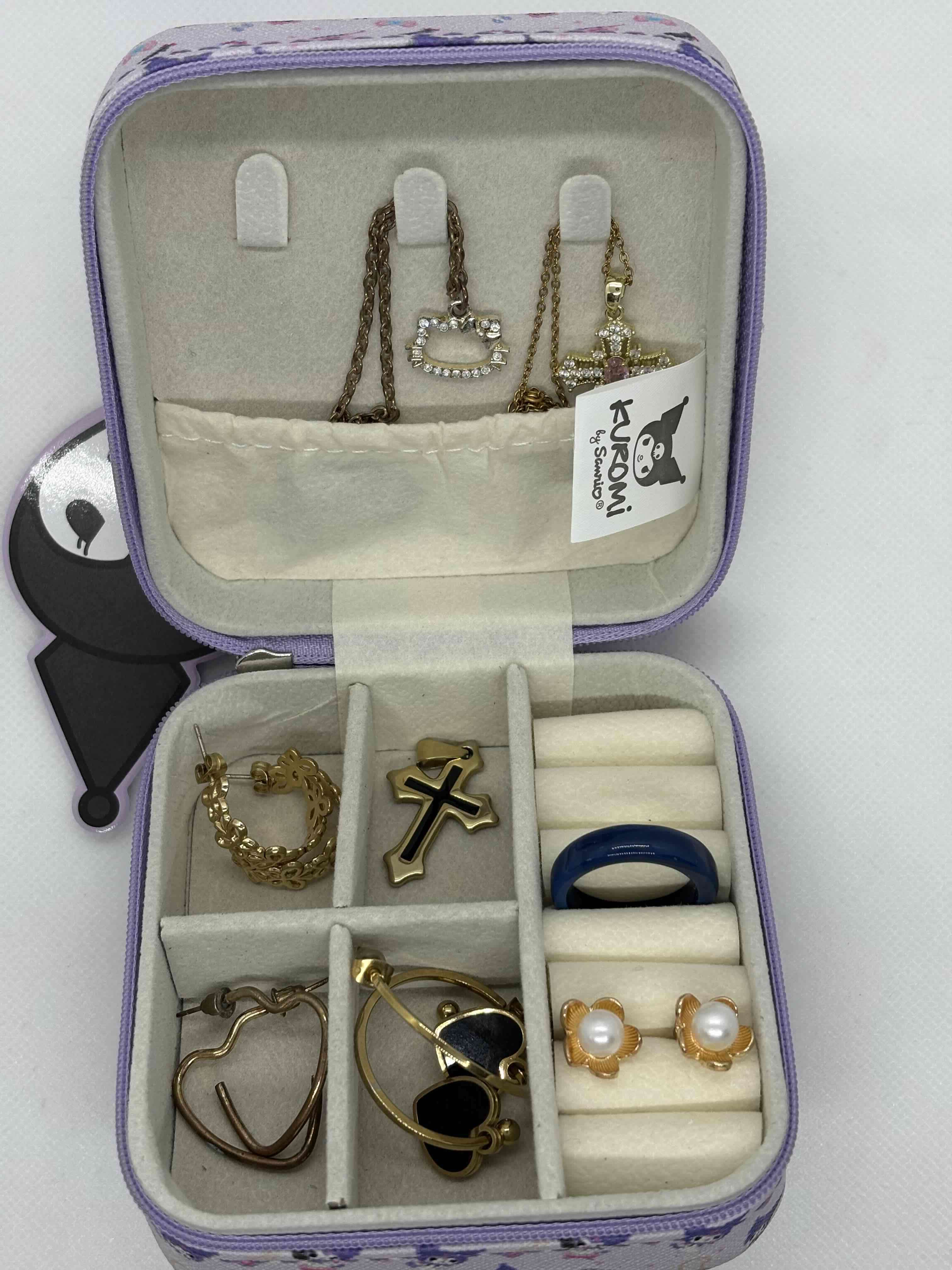 Estuche de joyería variada