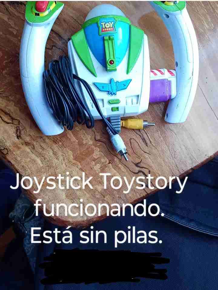 Joystick Toy Story con cables funcionando.
