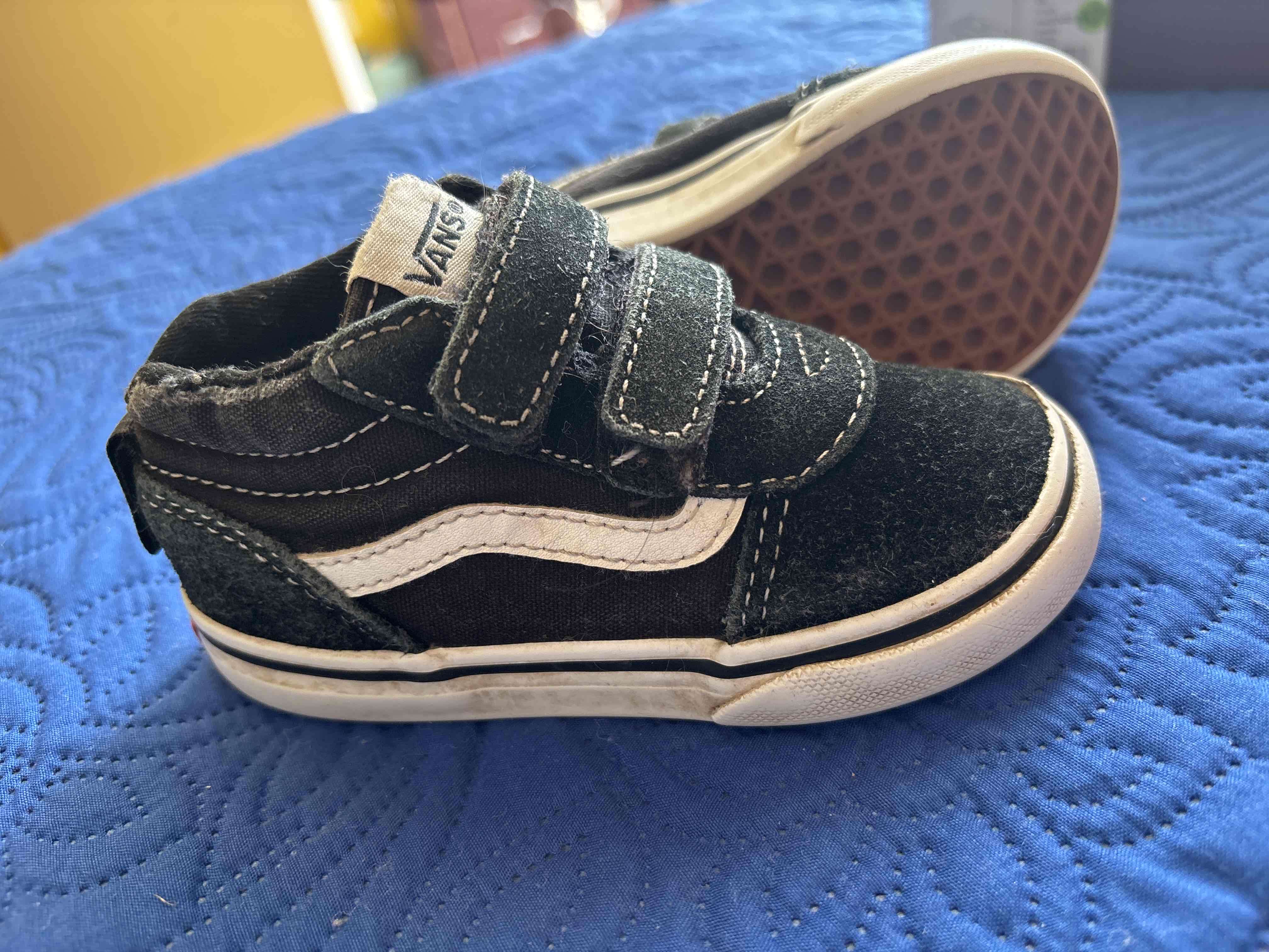 Zapatillas colloky y vans - miniatura 2