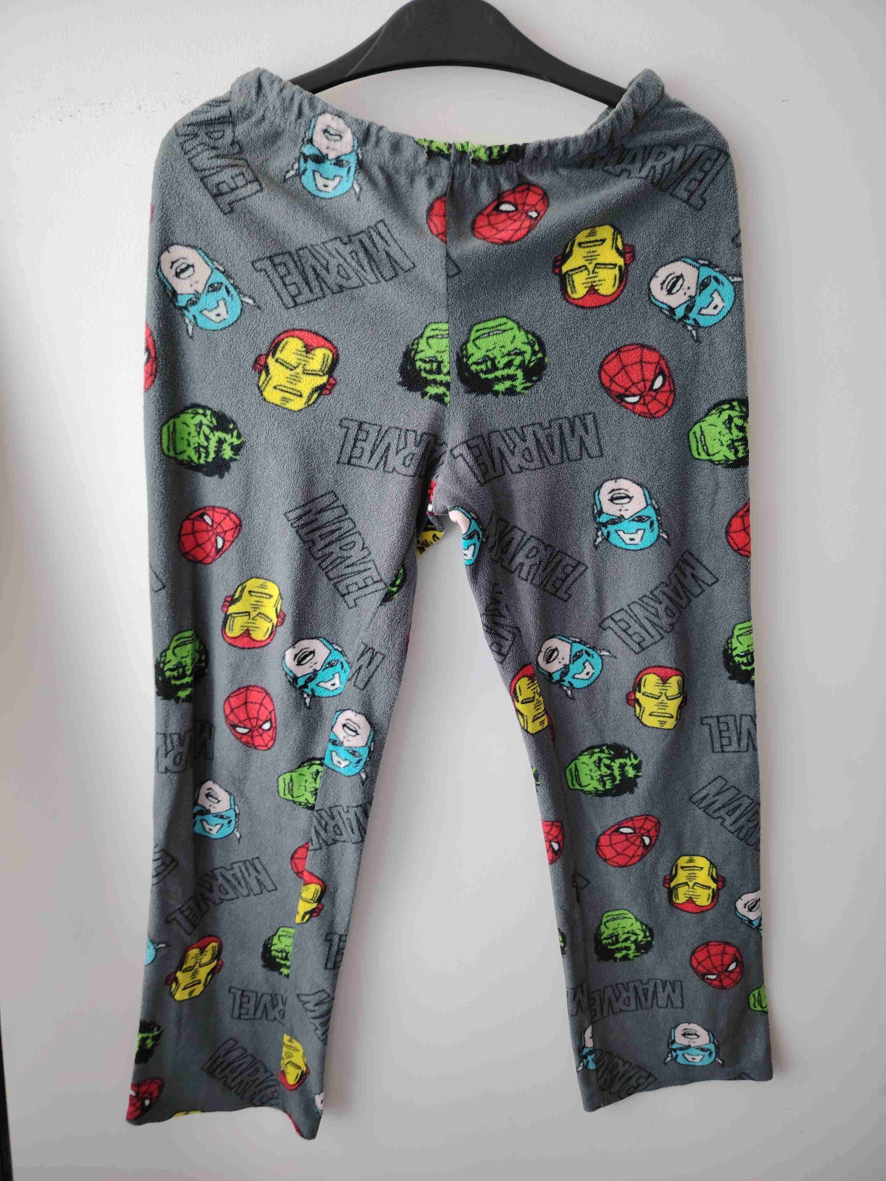 Pijama Marvel estampado - miniatura 3