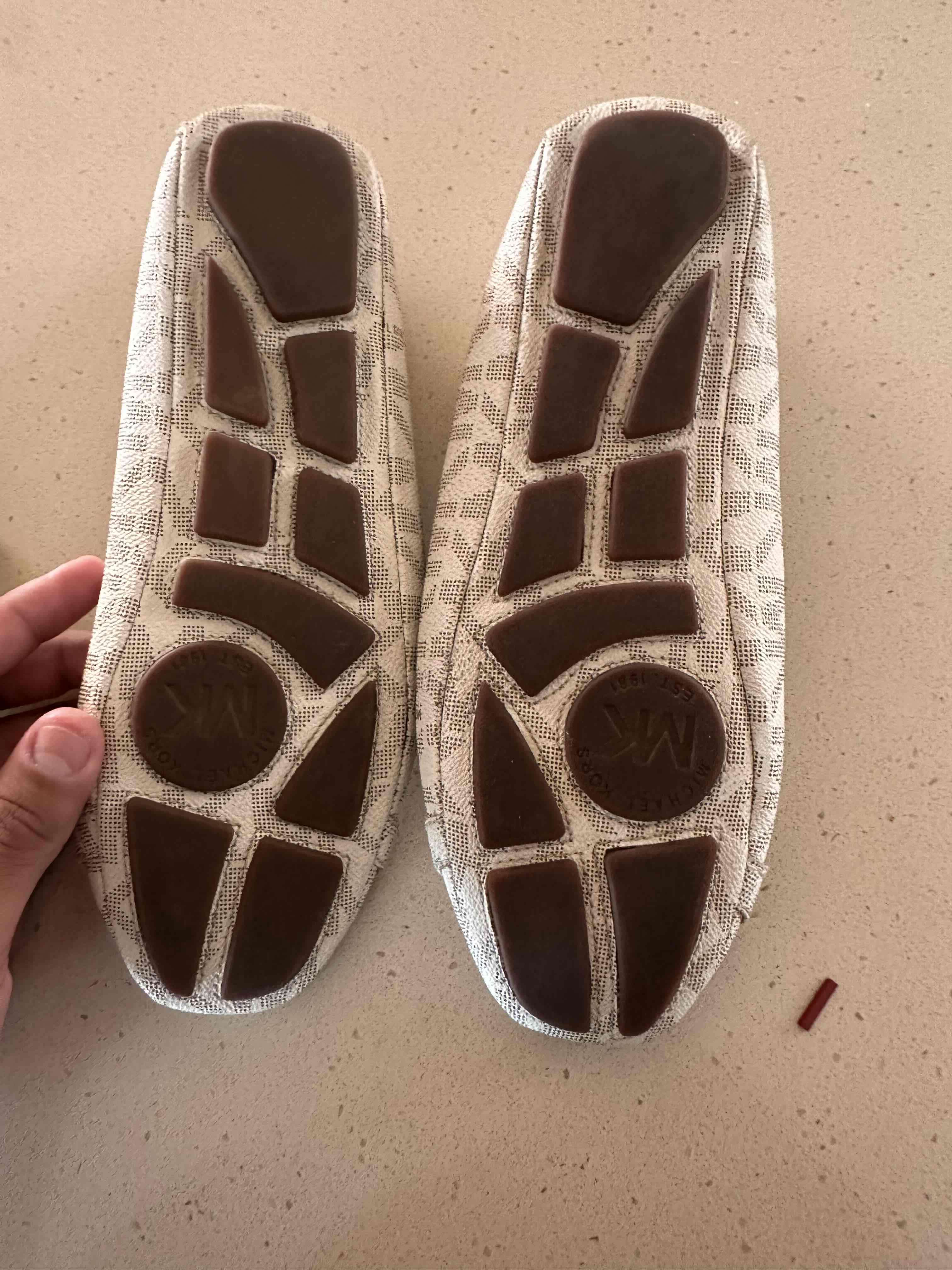 Bailarinas blancas diseño MK - miniatura 2