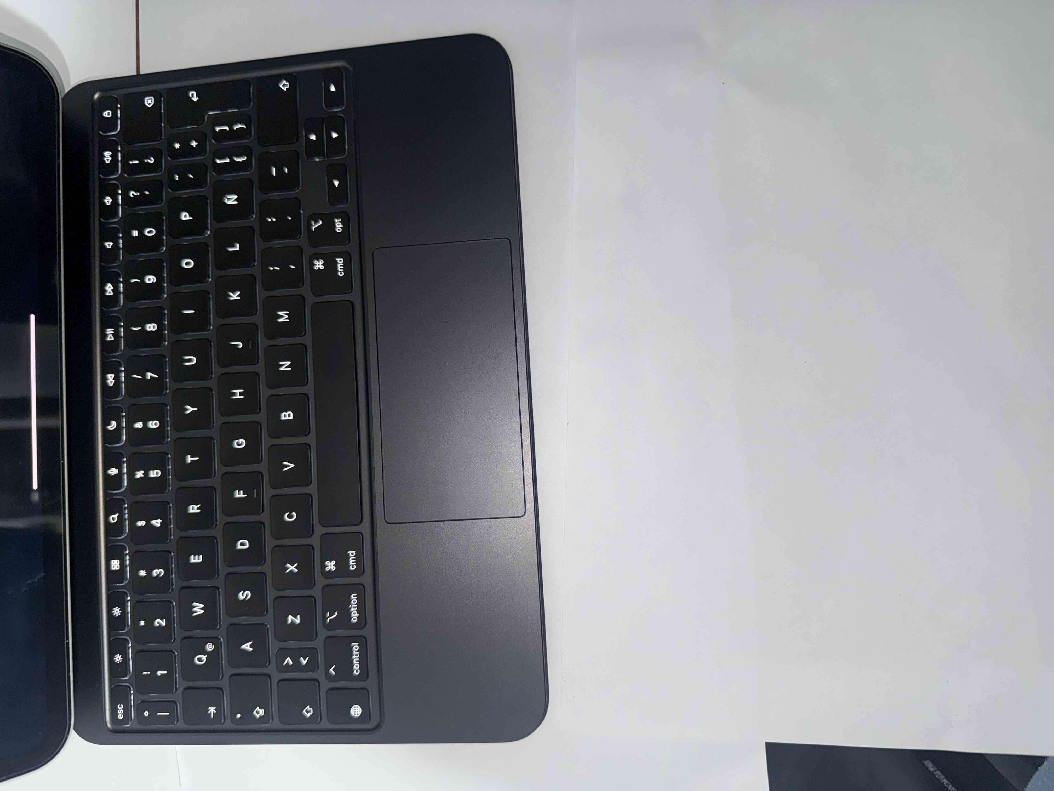 Magic Keyboard para iPad M5/M4 iPad Pro 11” - miniatura 2