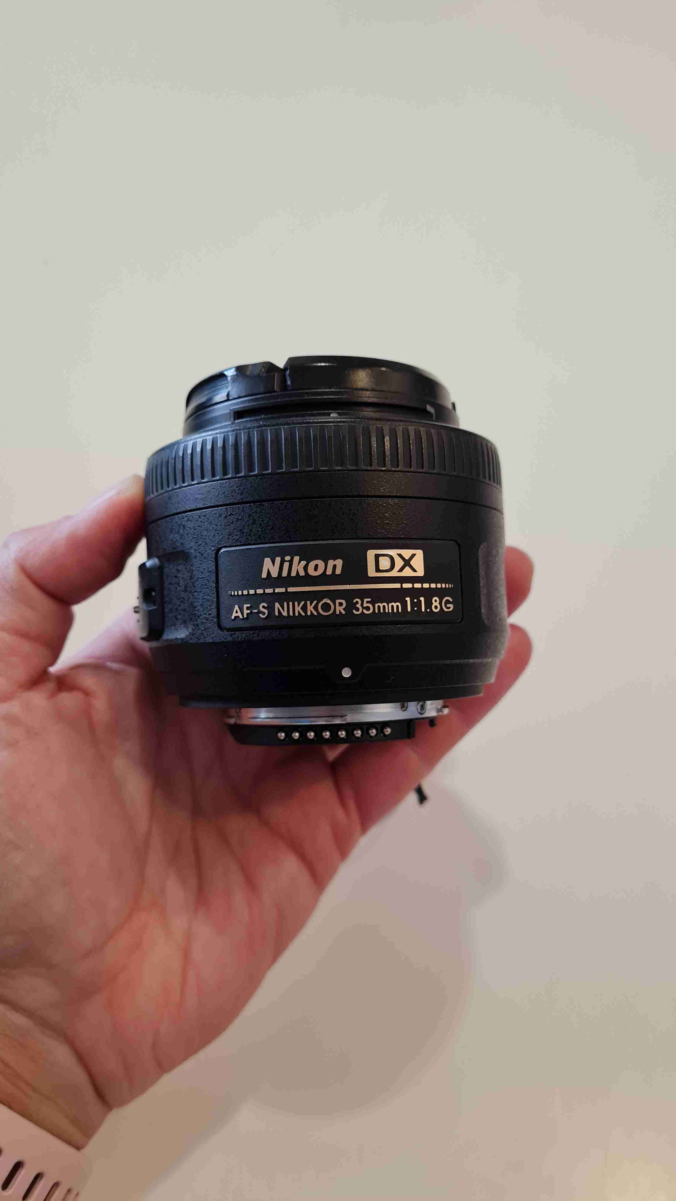 Lente Nikon 35mm Af-s DX Nikkor F 1.8G - miniatura 2