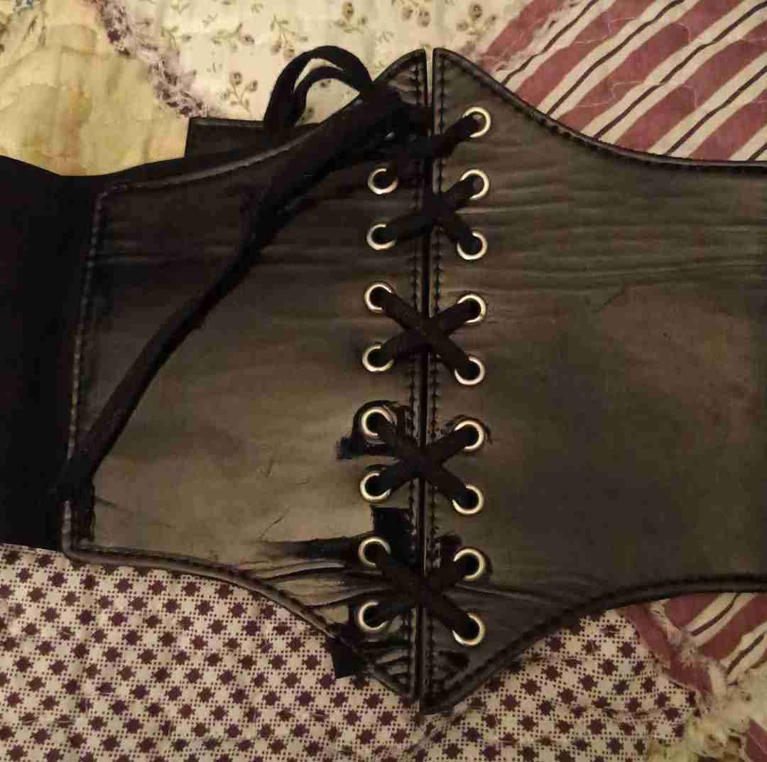 Cinturon corset negro con cordones