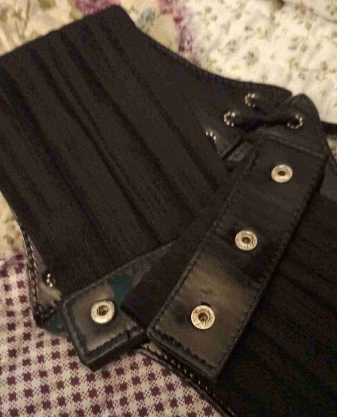 Cinturon corset negro con cordones - miniatura 4