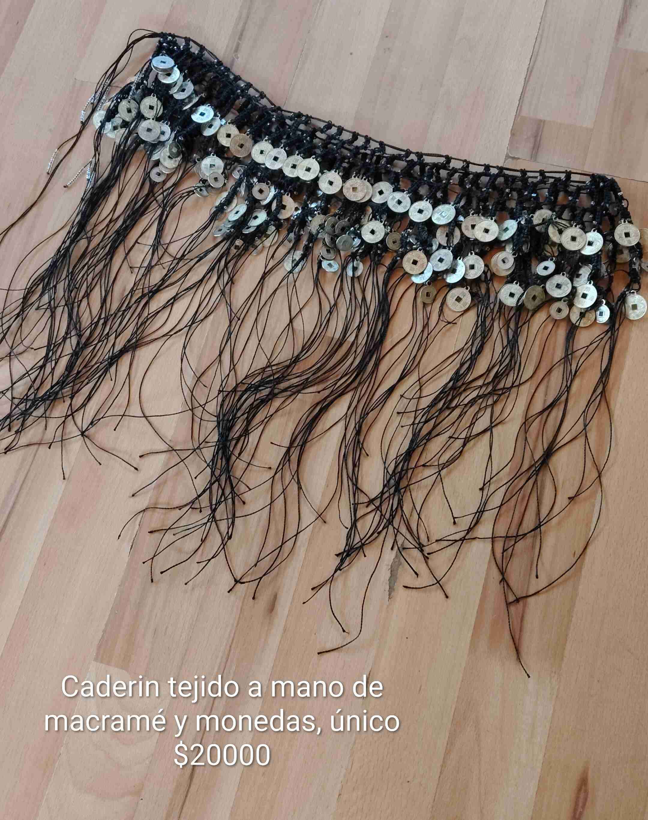 Caderín tejido a mano