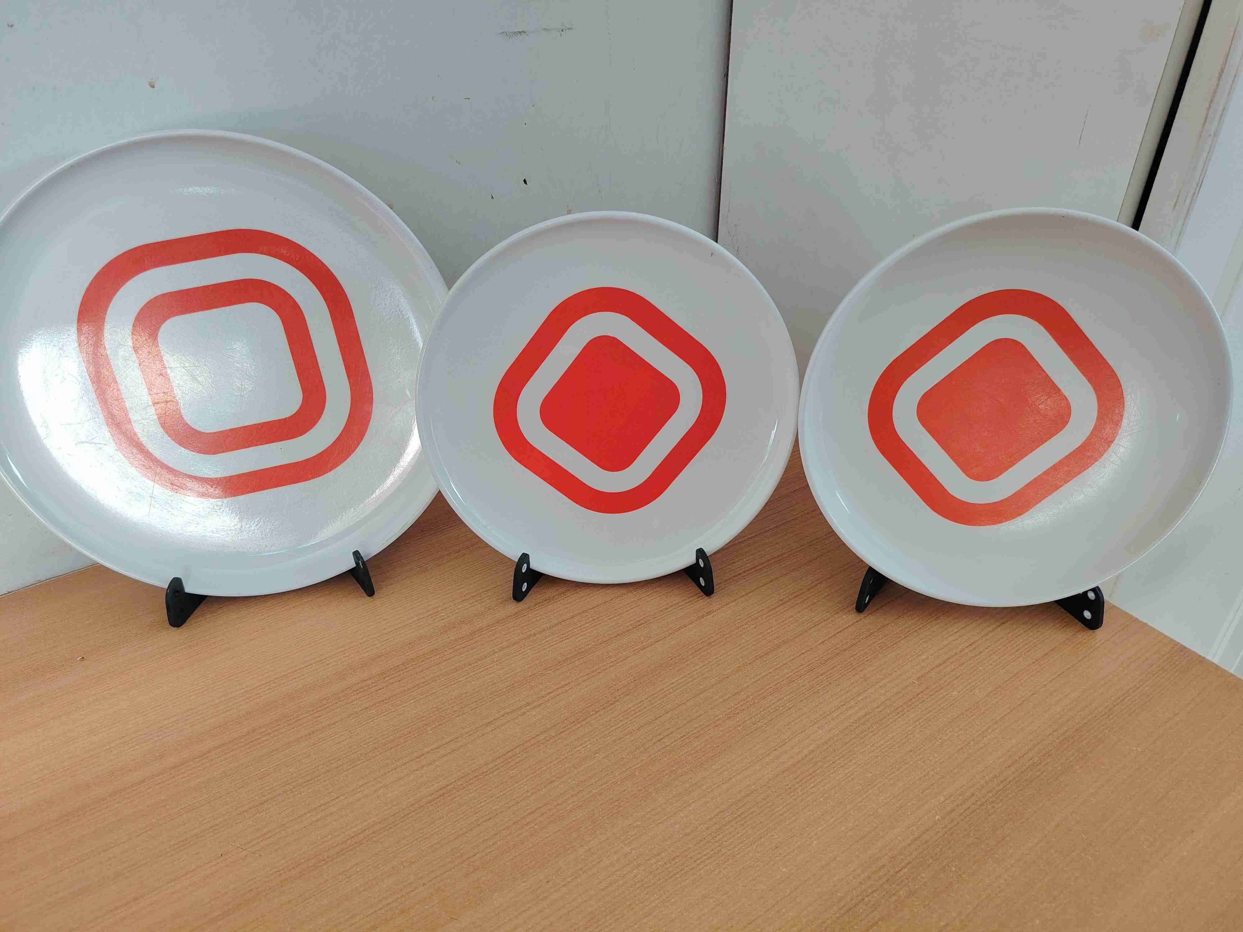 Juego de platos acrílicos - miniatura 3