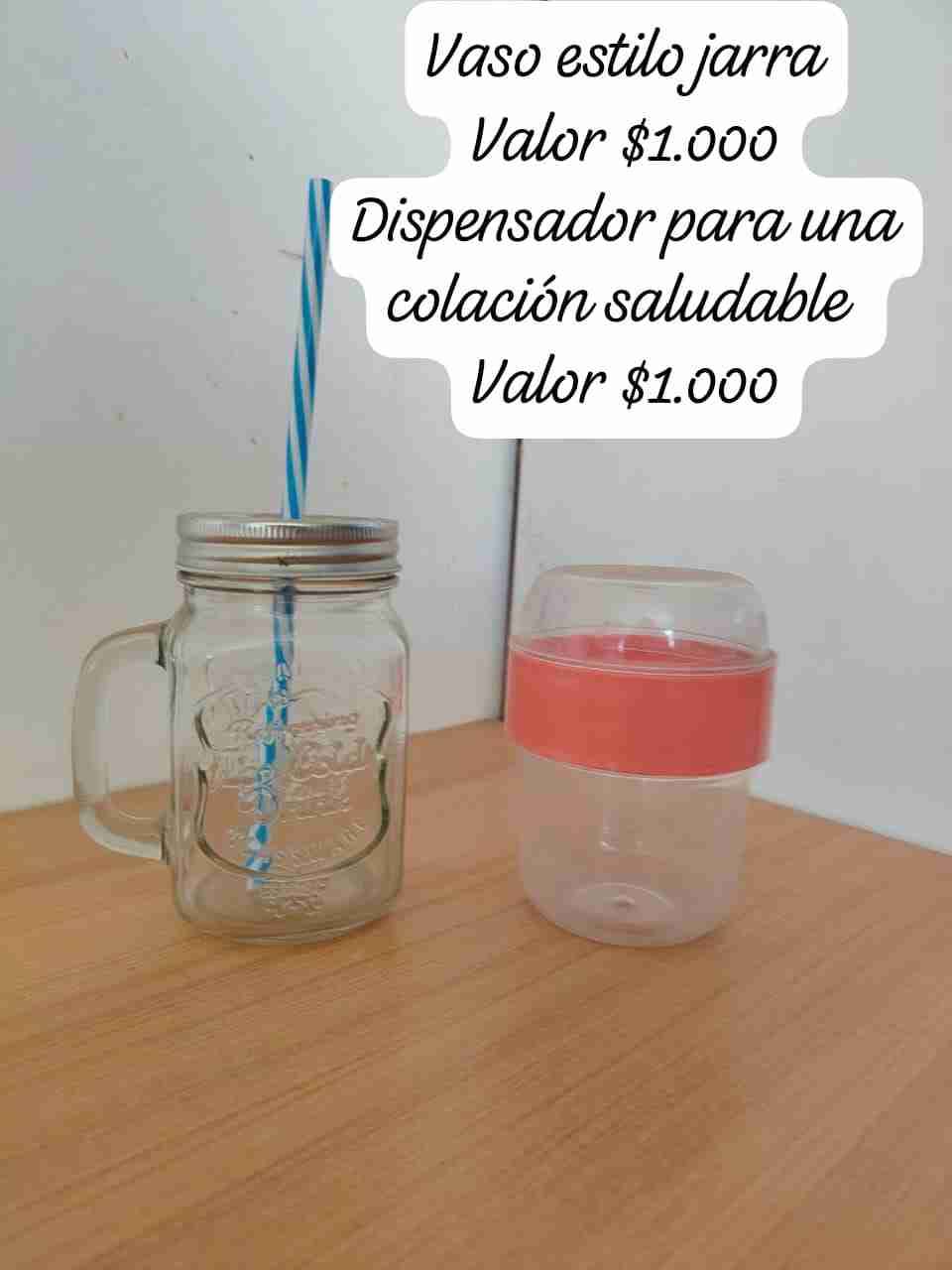 Vaso estilo jarra con bombilla