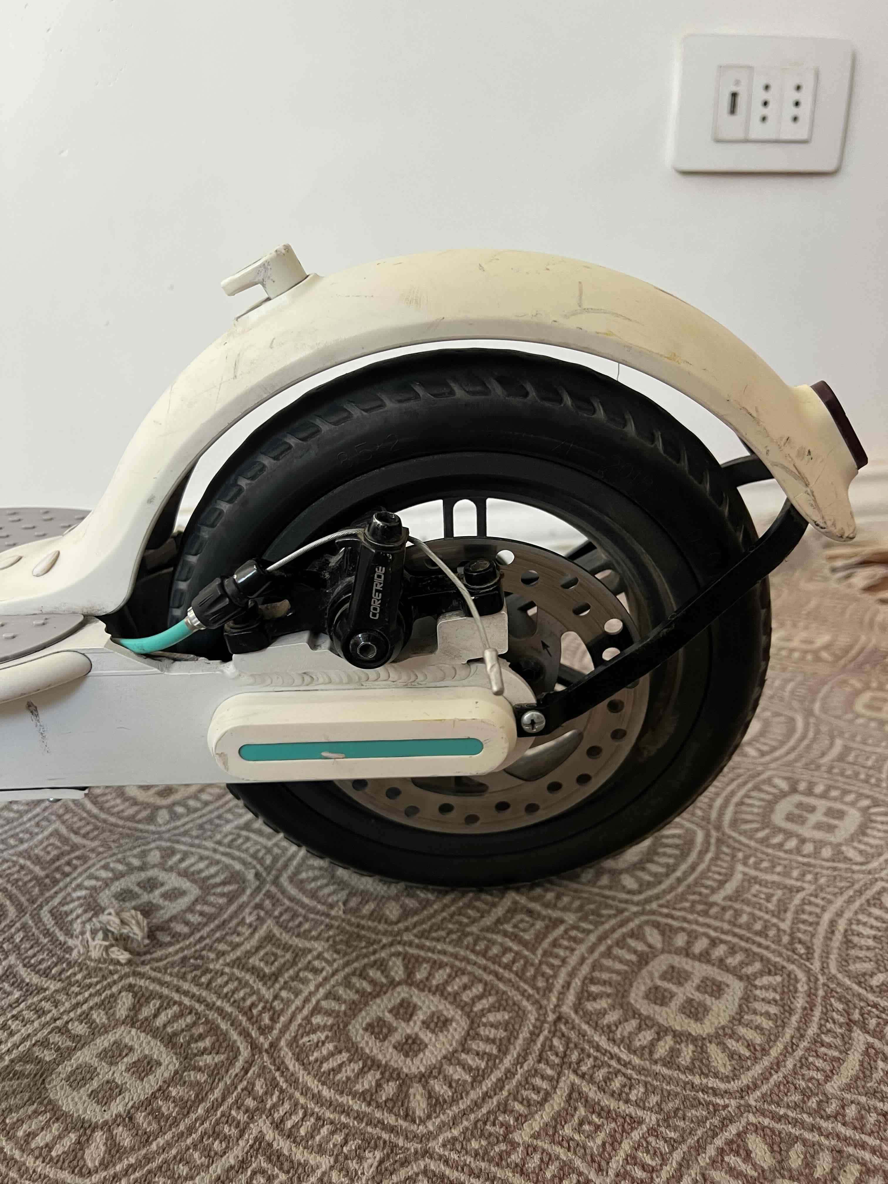 Scooter eléctrico Muvter blanco - miniatura 3