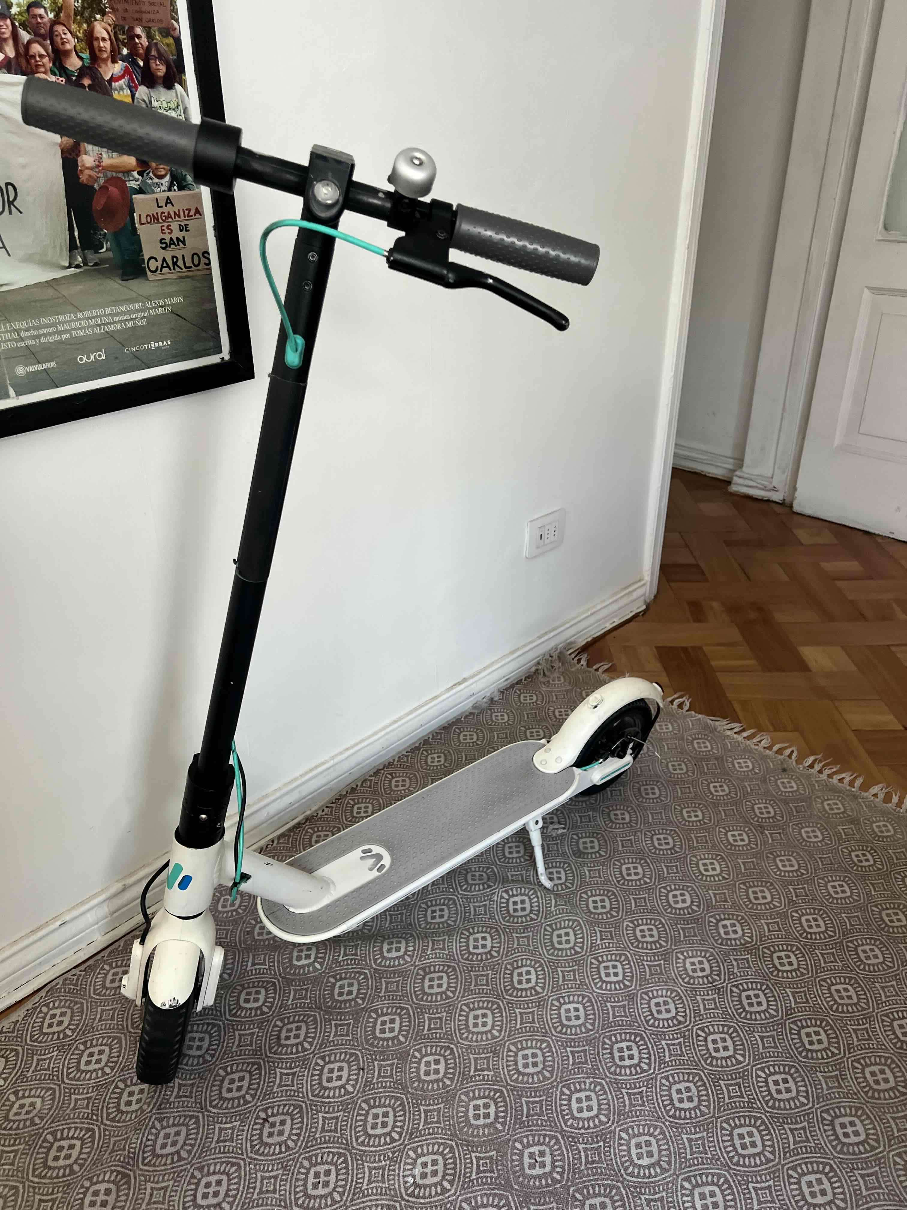 Scooter eléctrico Muvter blanco - miniatura 5