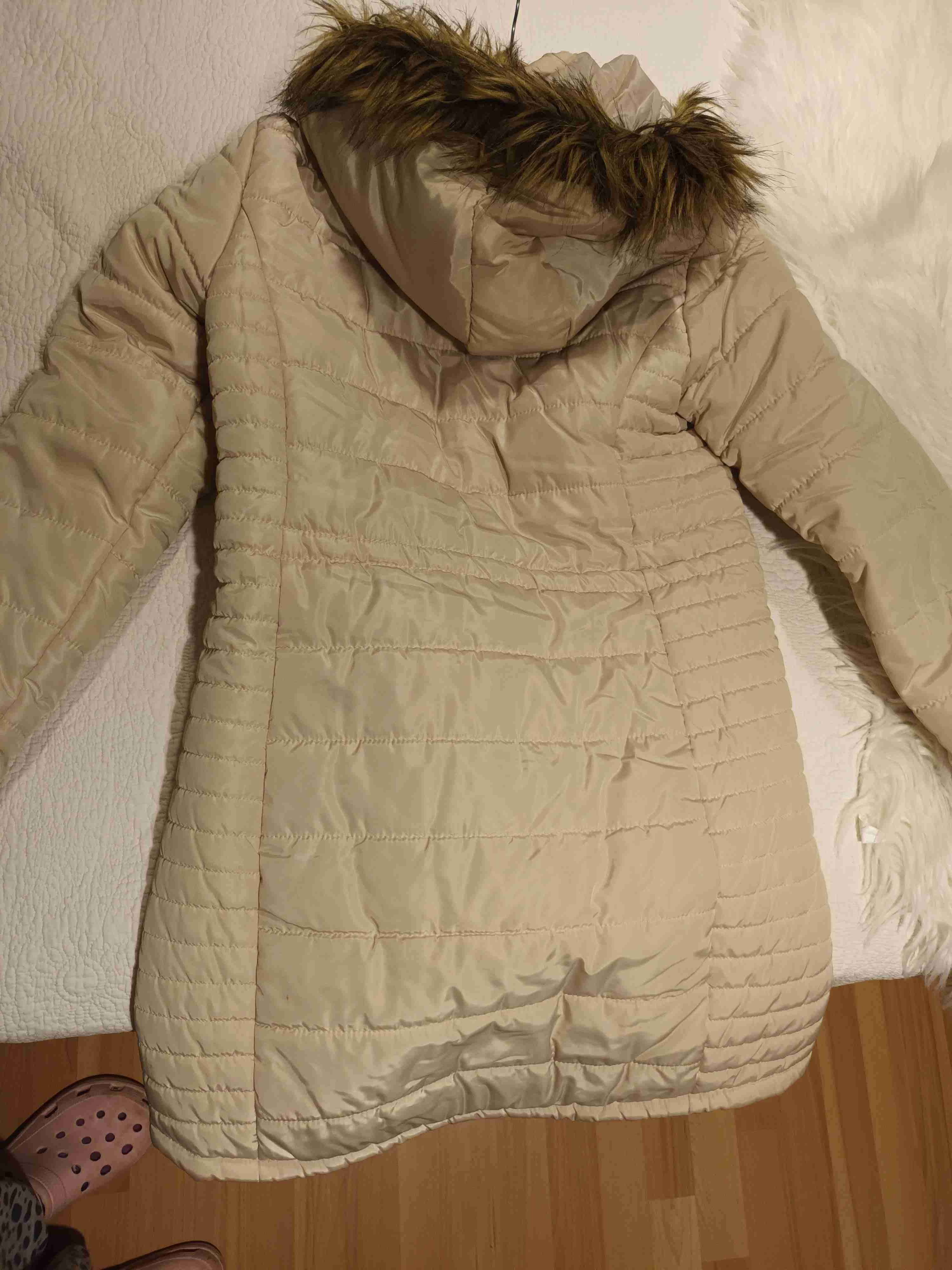 Chaquetón  beige con capucha de piel marca - miniatura 6