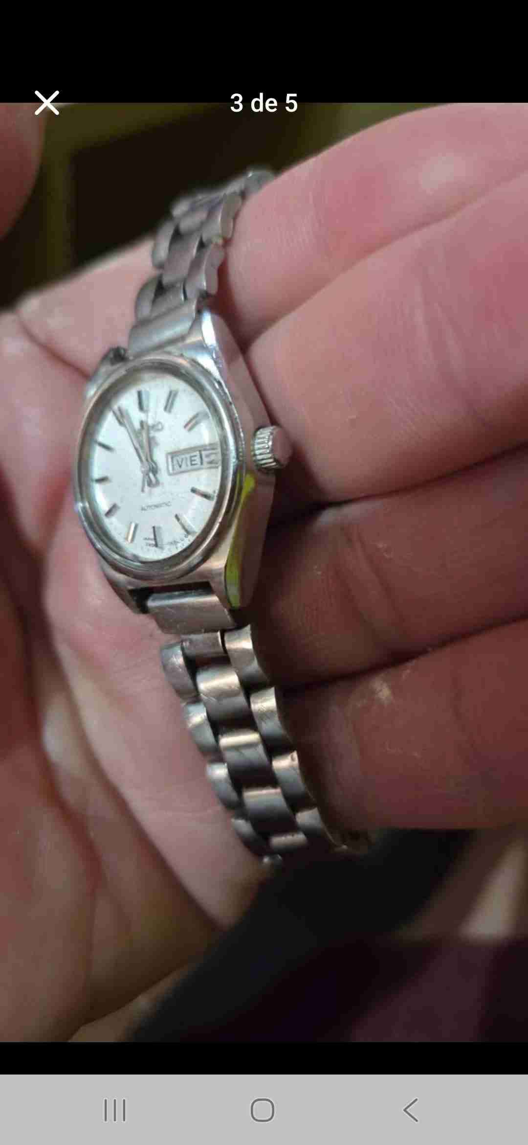 Reloj pulsera plateado - miniatura 2