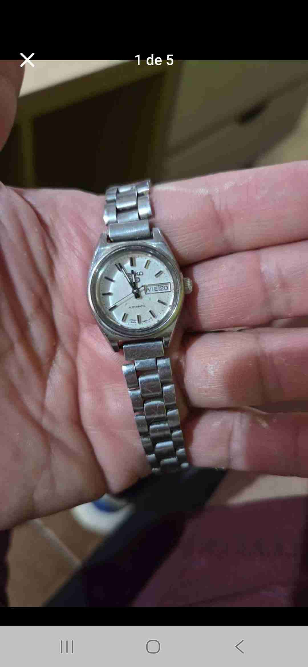 Reloj pulsera plateado - miniatura 4