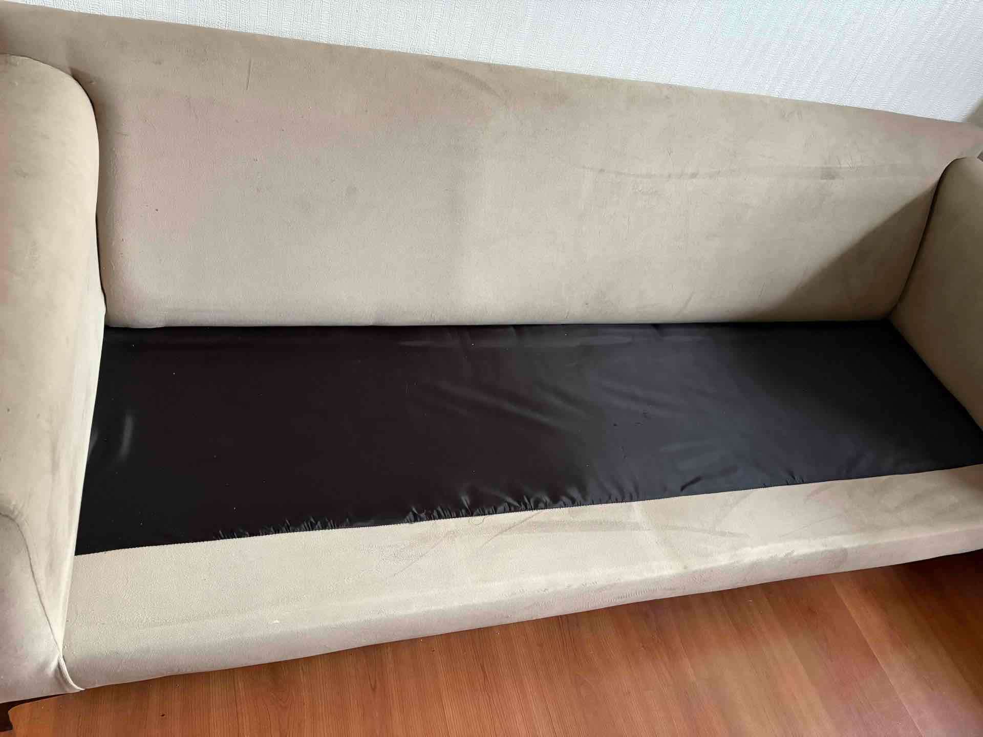 Sofá beige en buen estado - miniatura 4