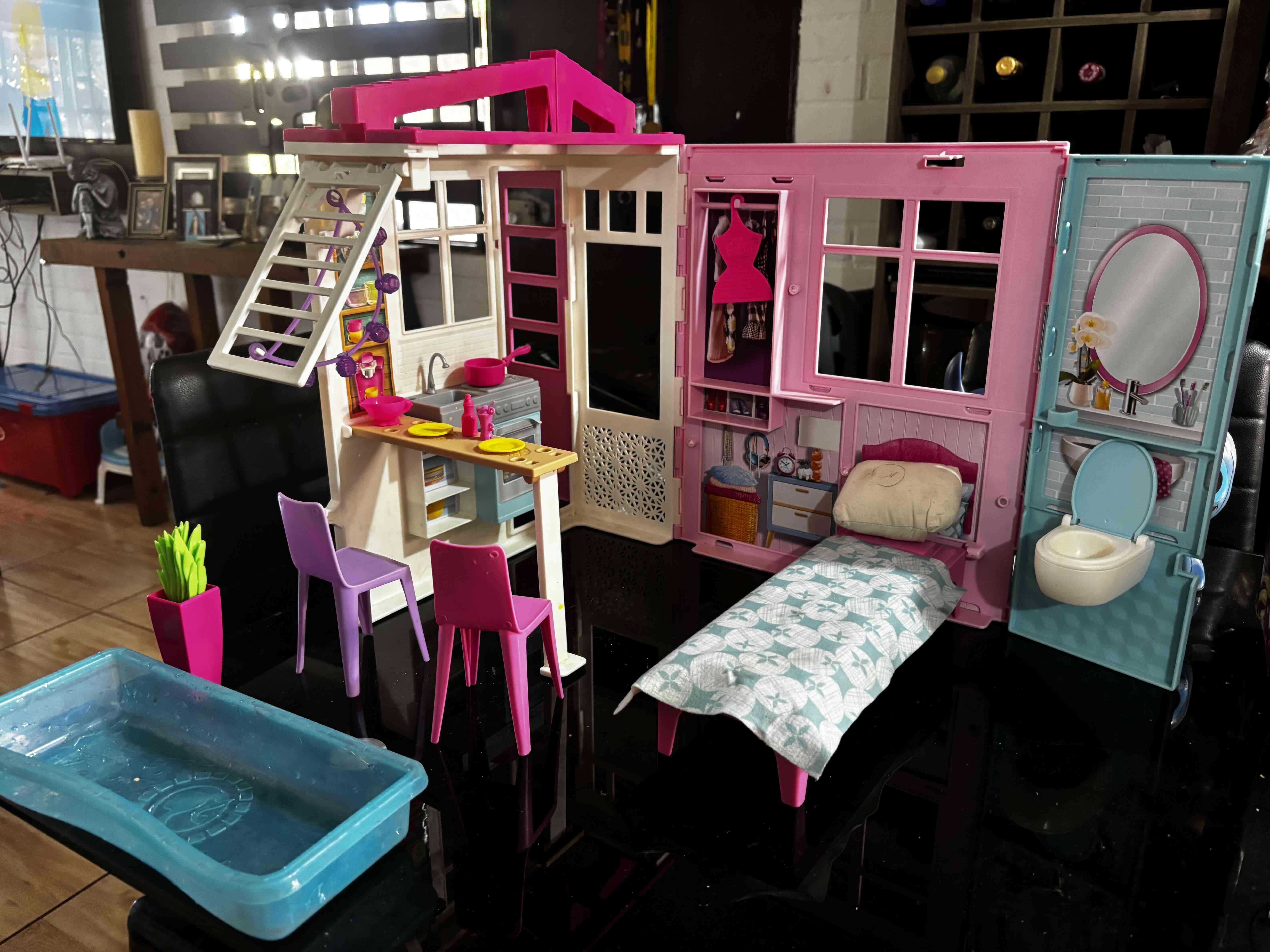 Casa de muñecas Barbie con accesorios - miniatura 2