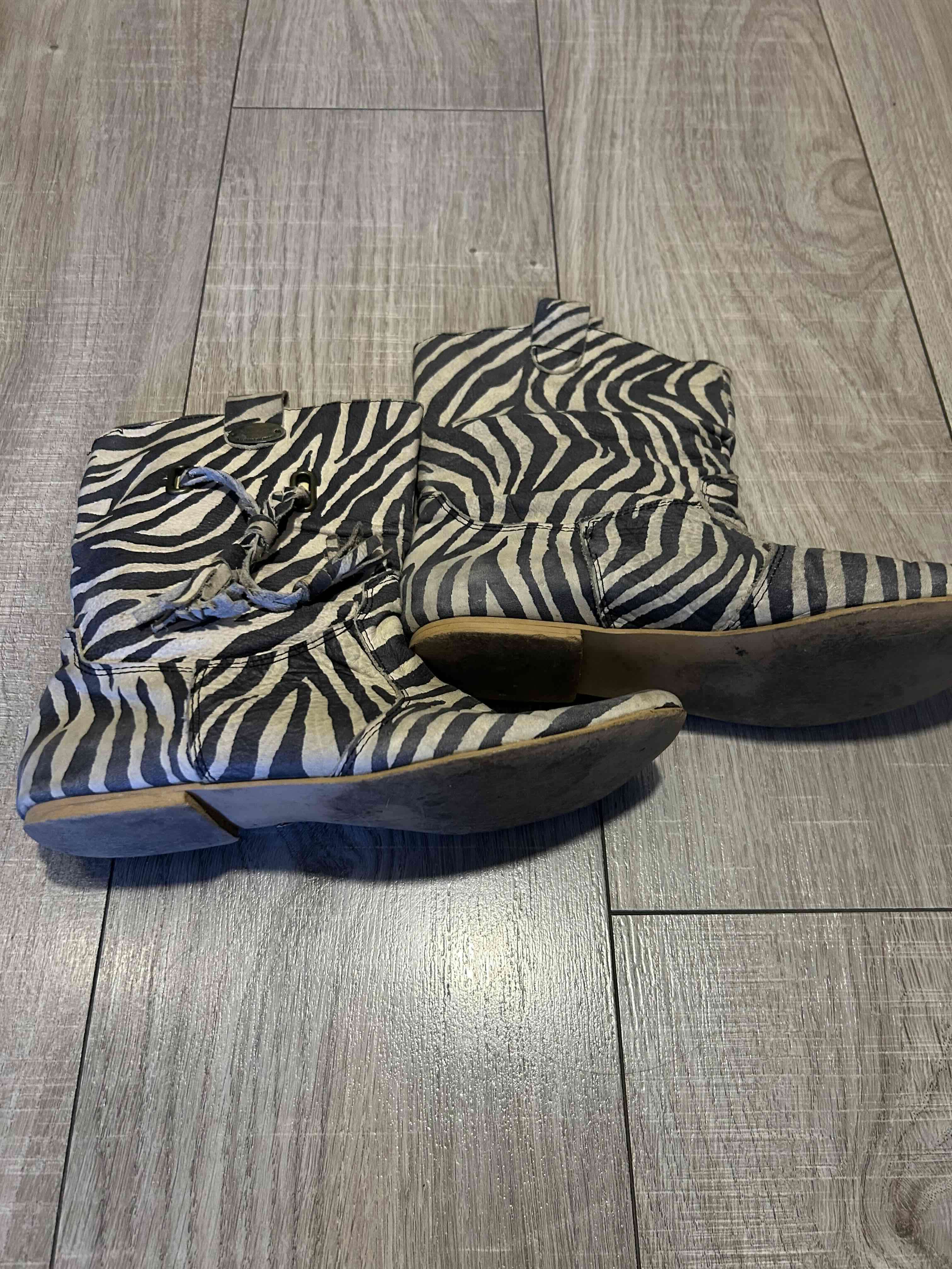 Botas animal print cebra - miniatura 3