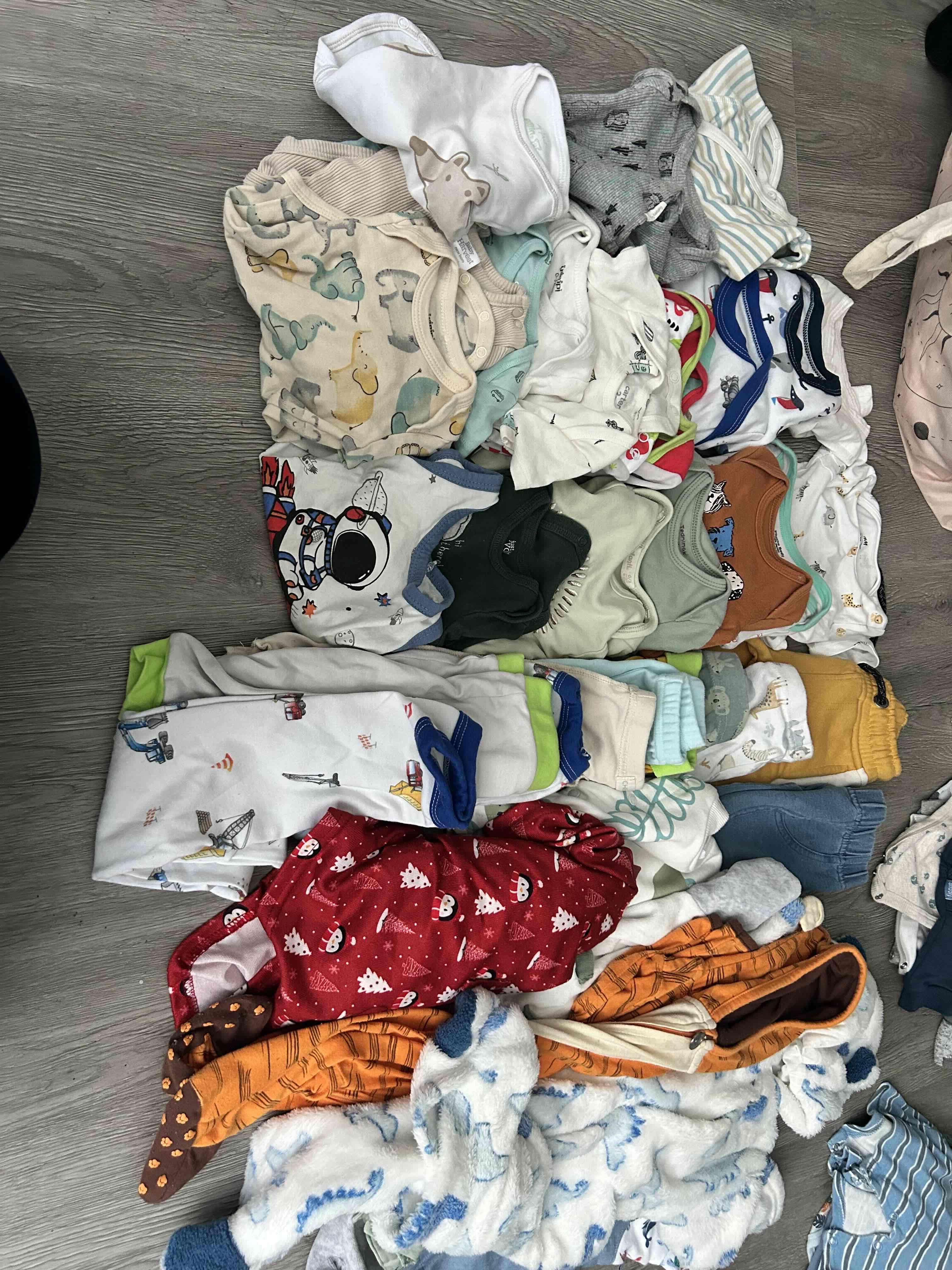 Lote de ropa de bebé 0-3 meses - miniatura 2