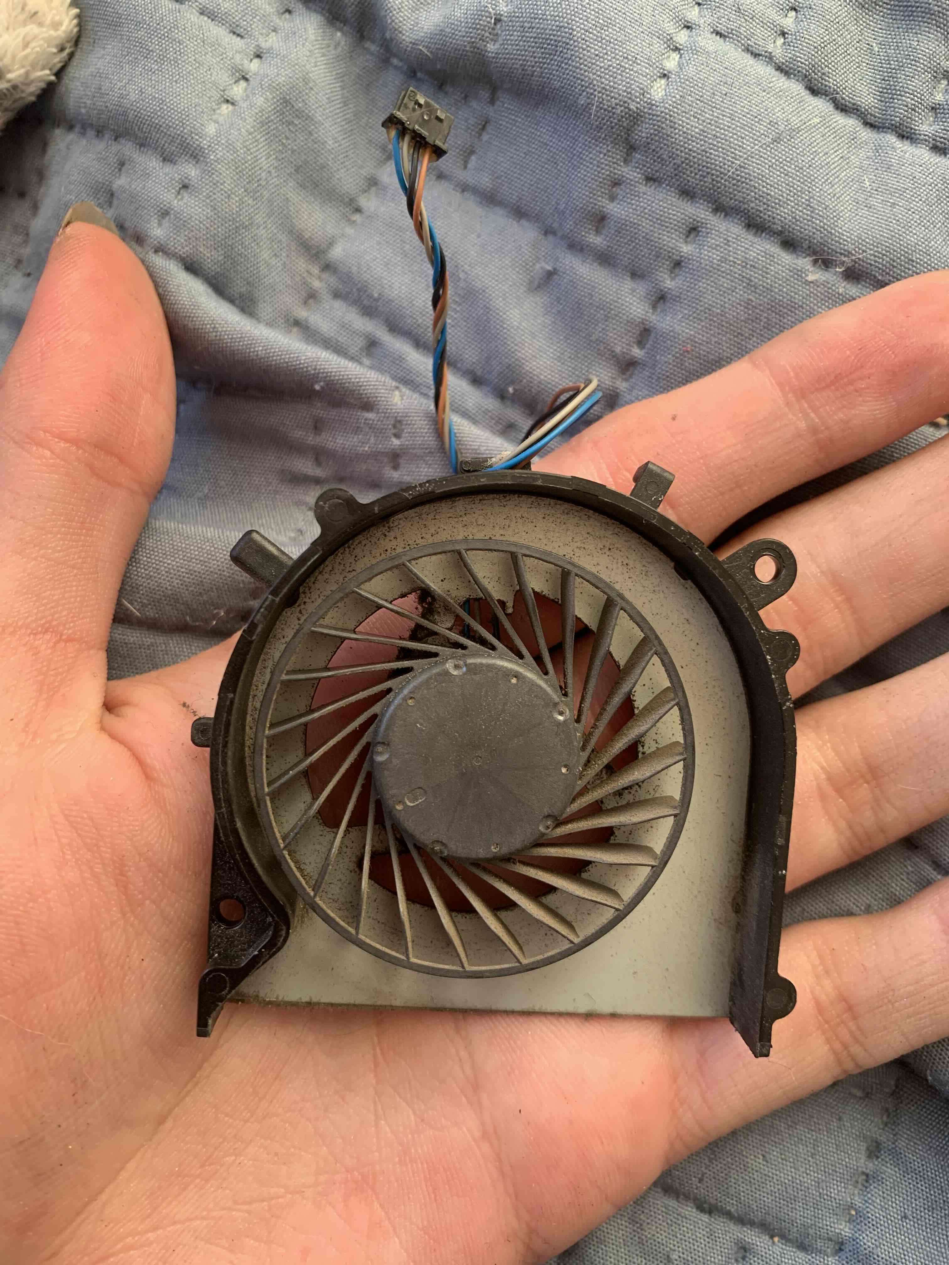 Ventilador de computadora usado