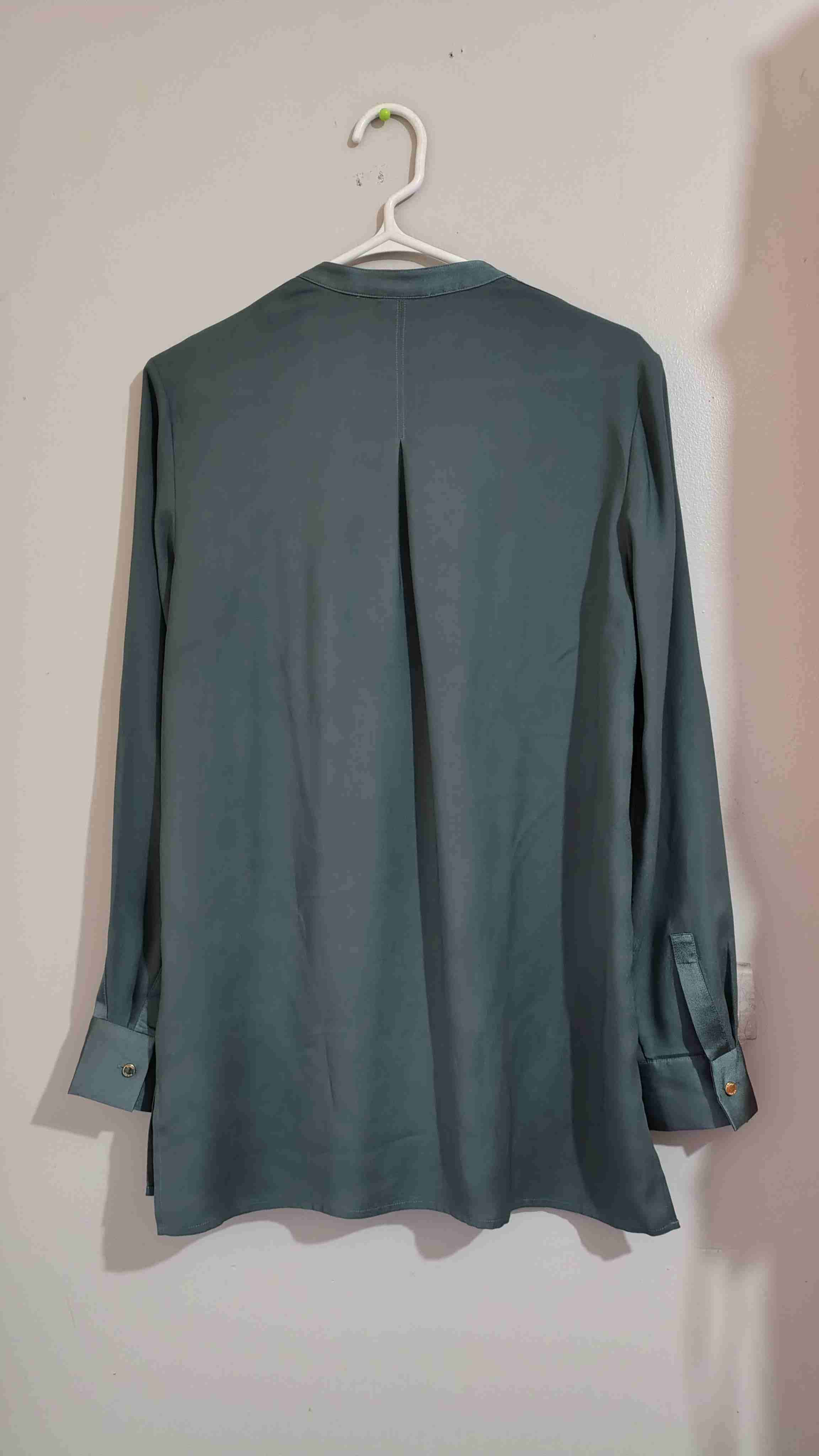 Blusa verde manga larga Tommy higffiger talla M - miniatura 5