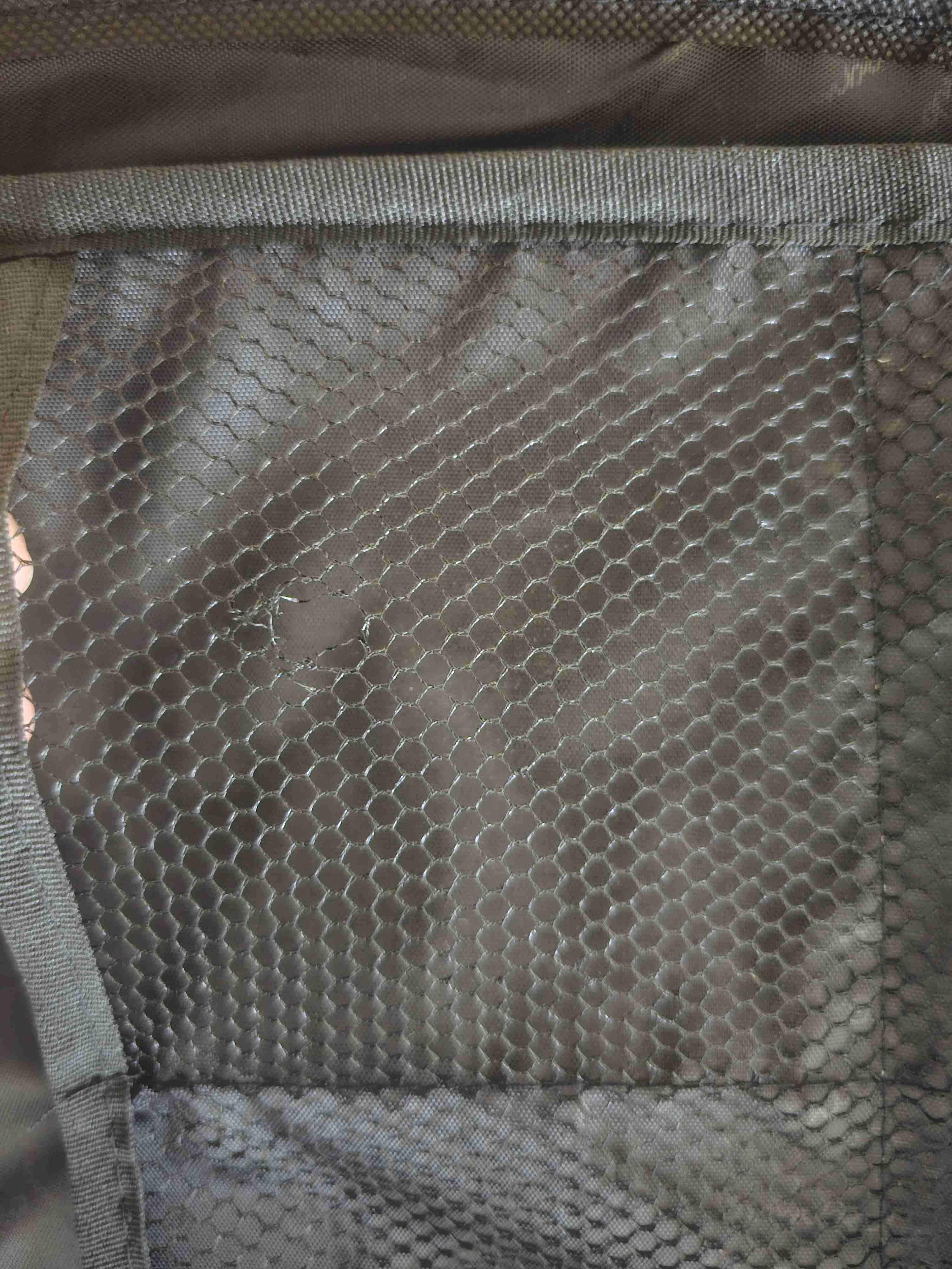 Maletín negro estilo croco - miniatura 3