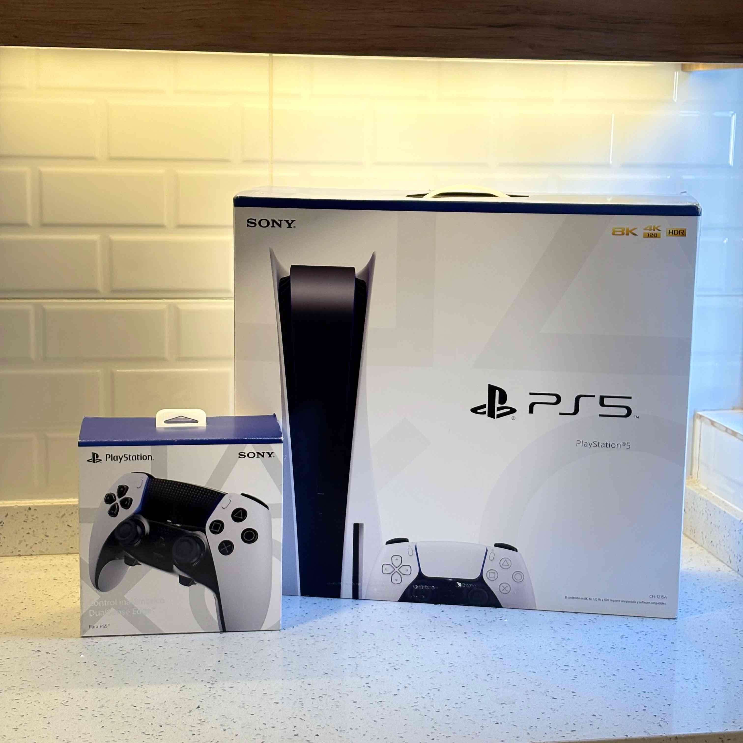 PlayStation 5 Versión Disco + DualSense Edge - 2