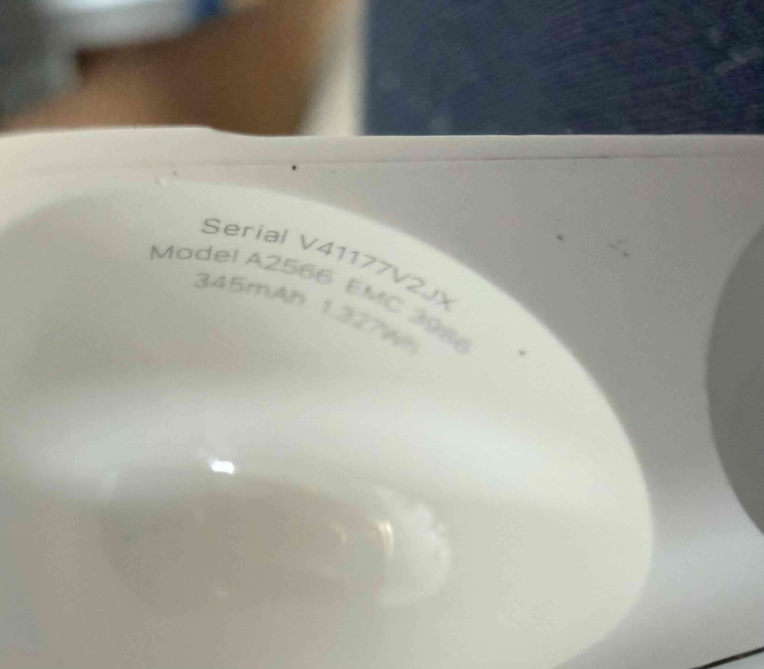 AirPods 3ra generación original - miniatura 5