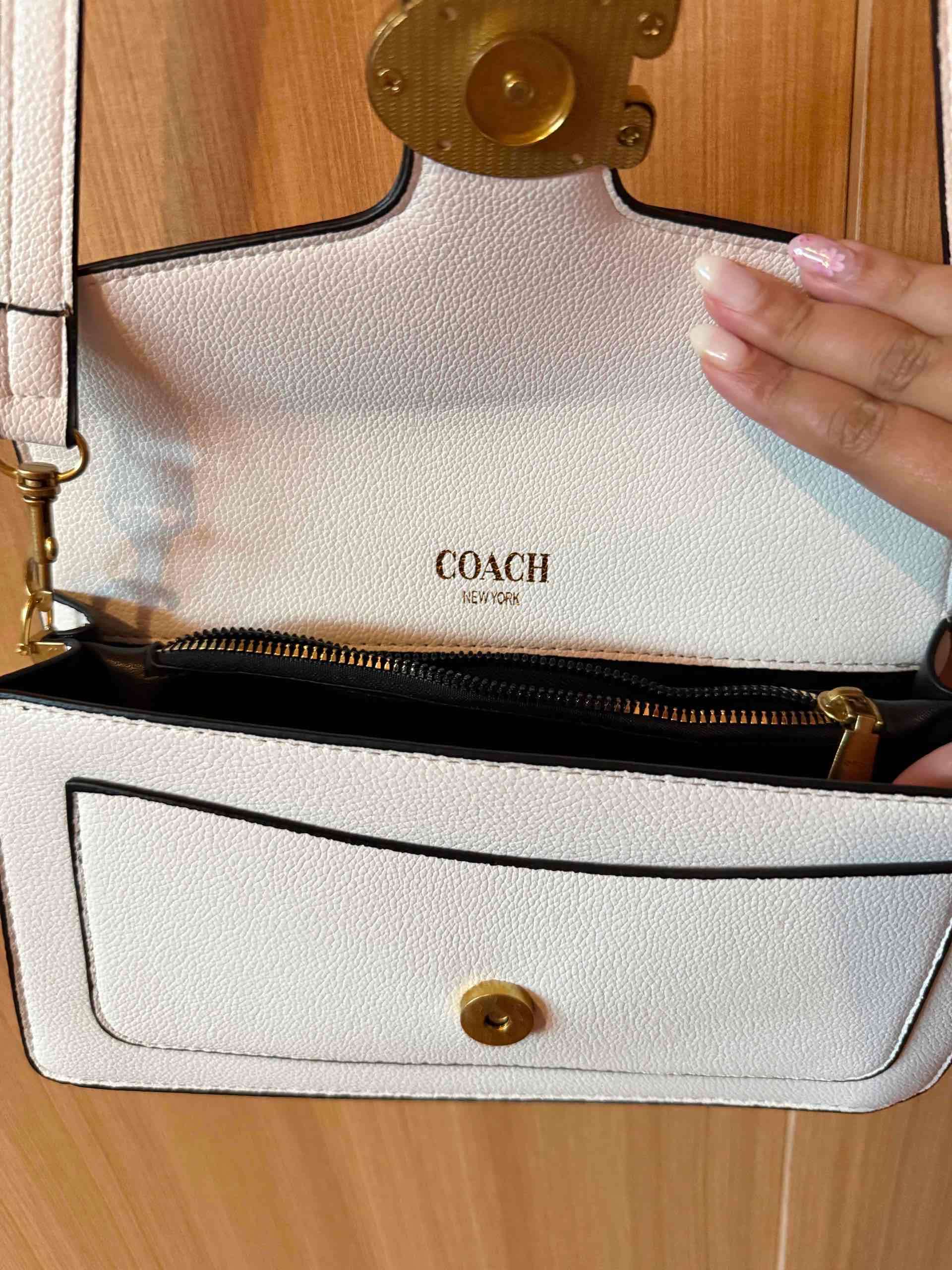 Cartera blanca estilo COACH - miniatura 5