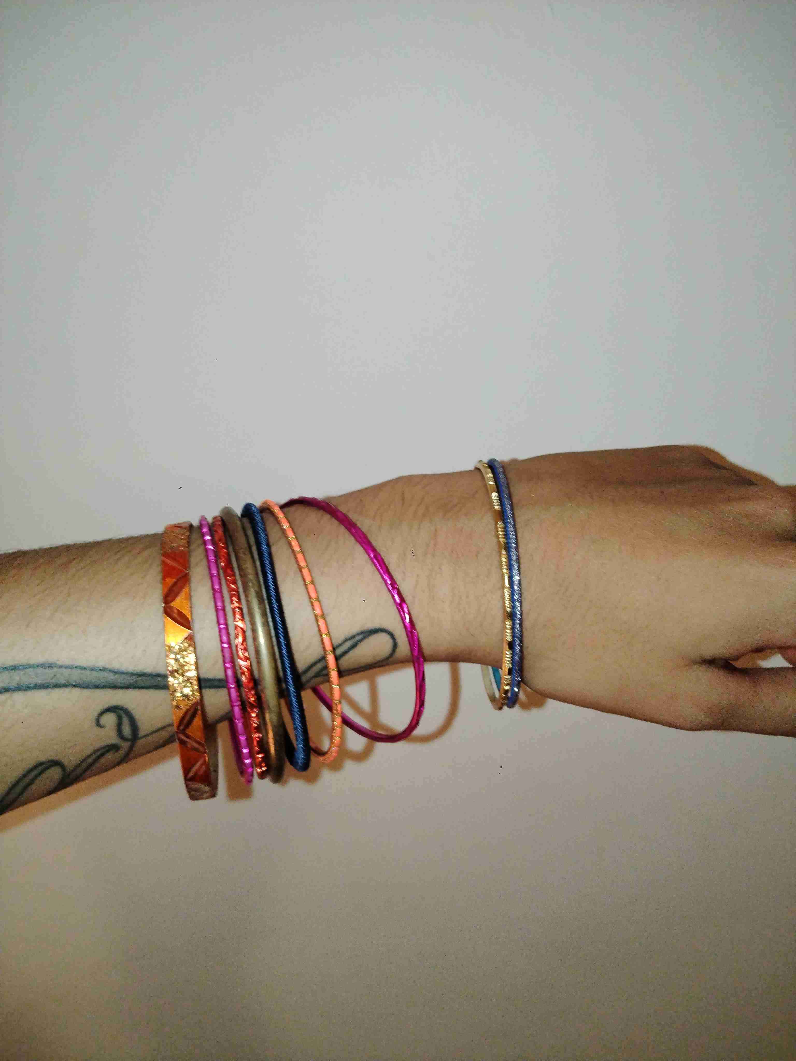 Set de pulseras coloridas