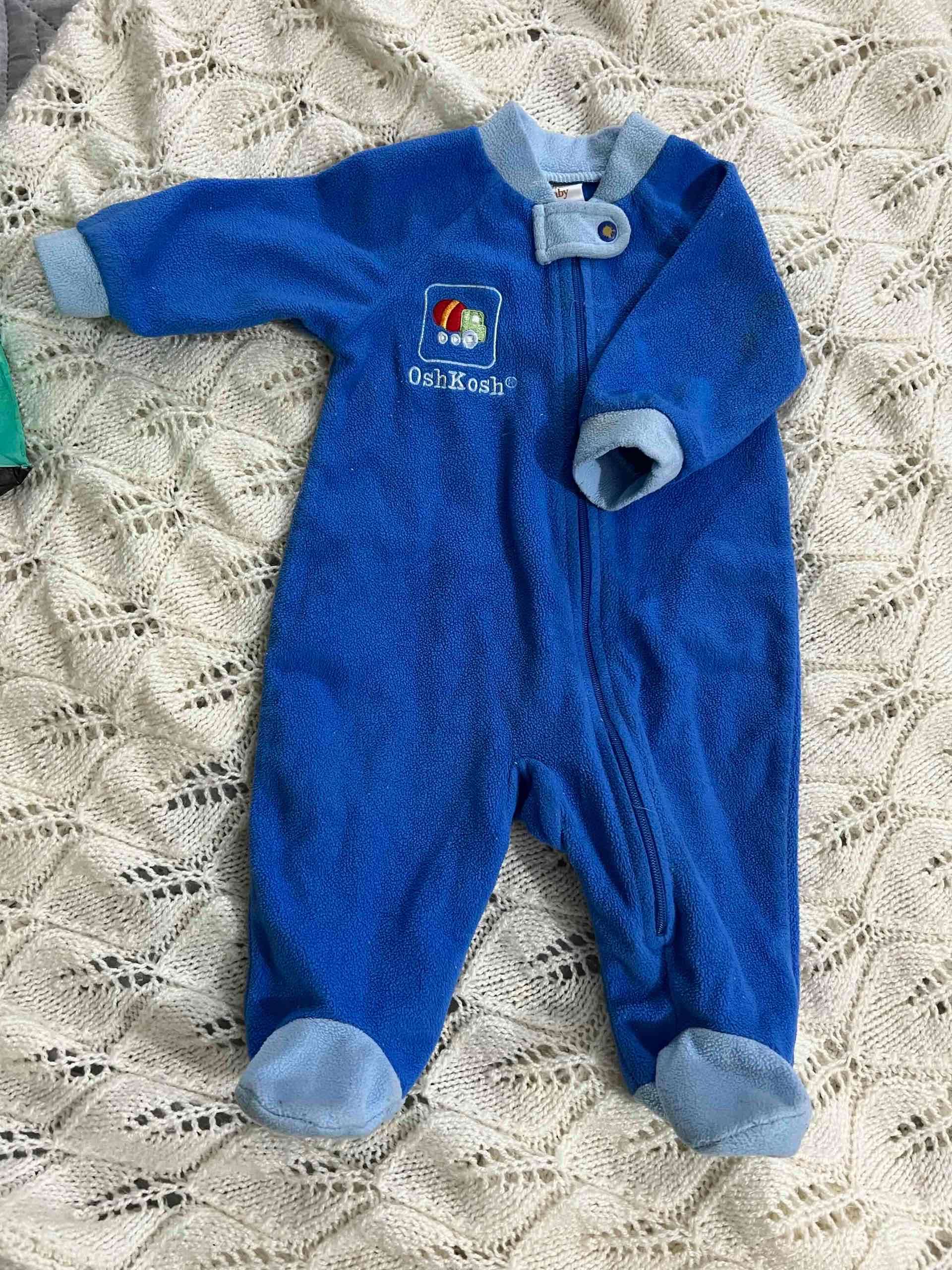 Mameluco azul OshKosh