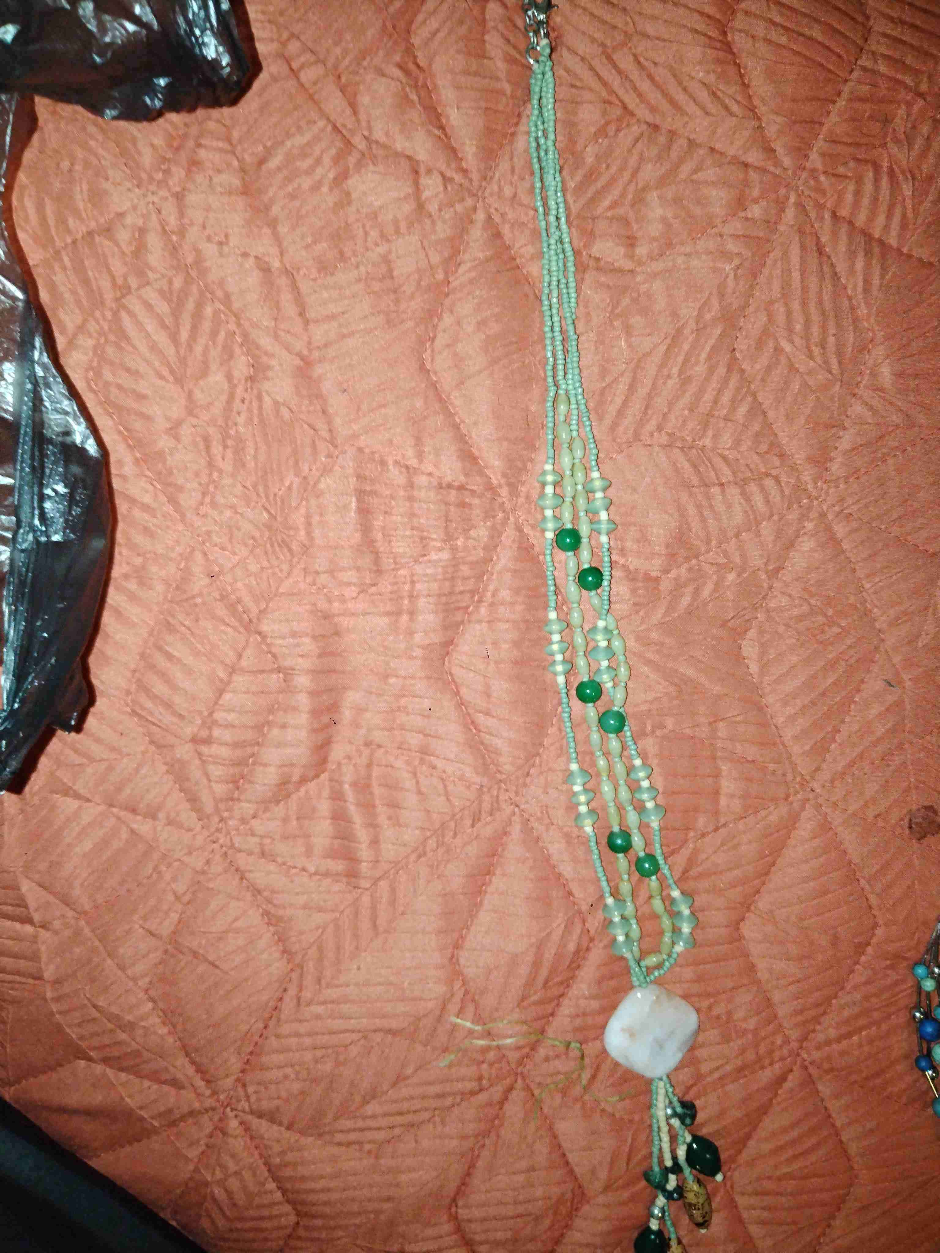 Collar de cuentas turquesas