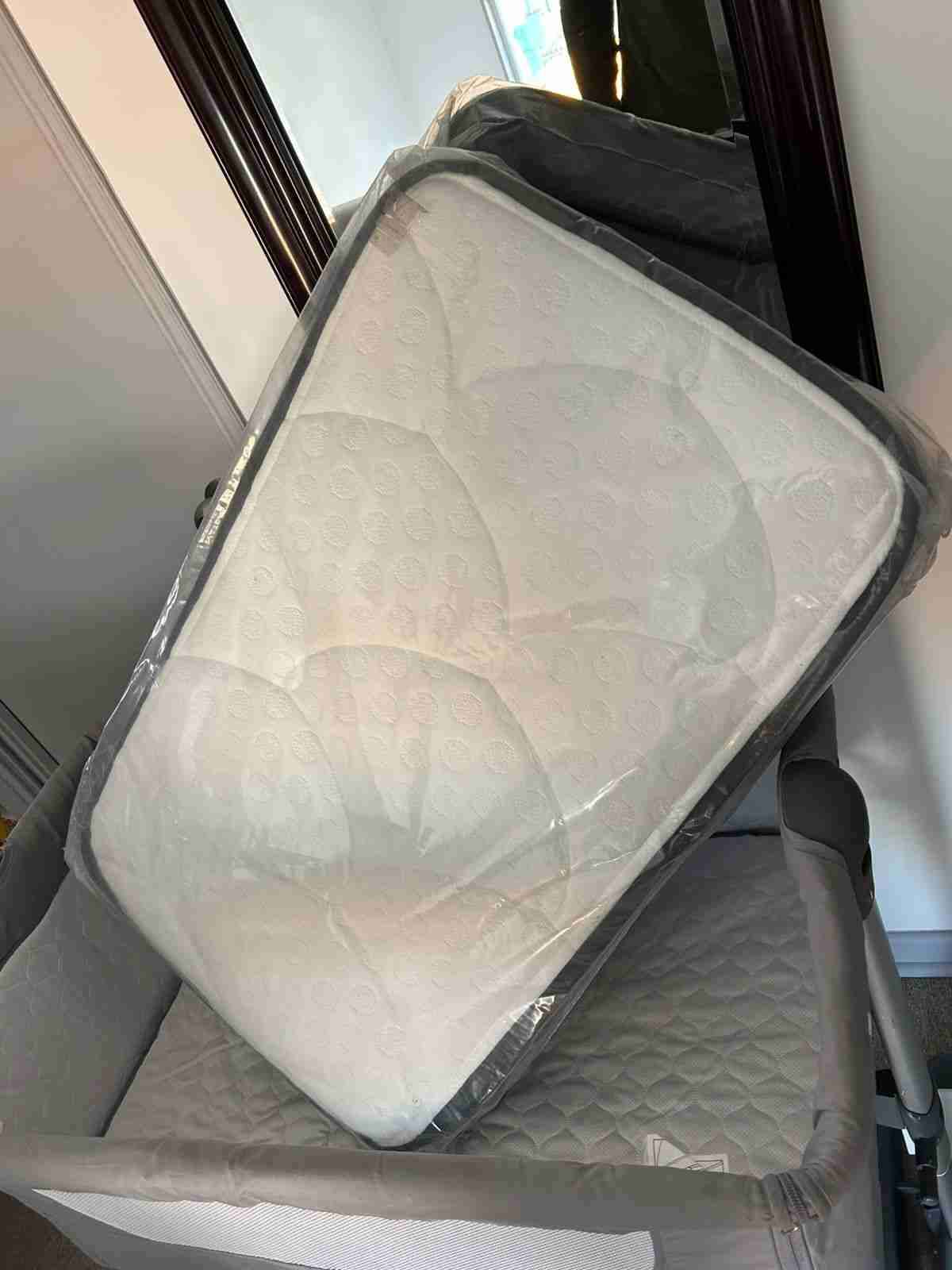 Cuna colecho gris Yamp, mesedora. - miniatura 3