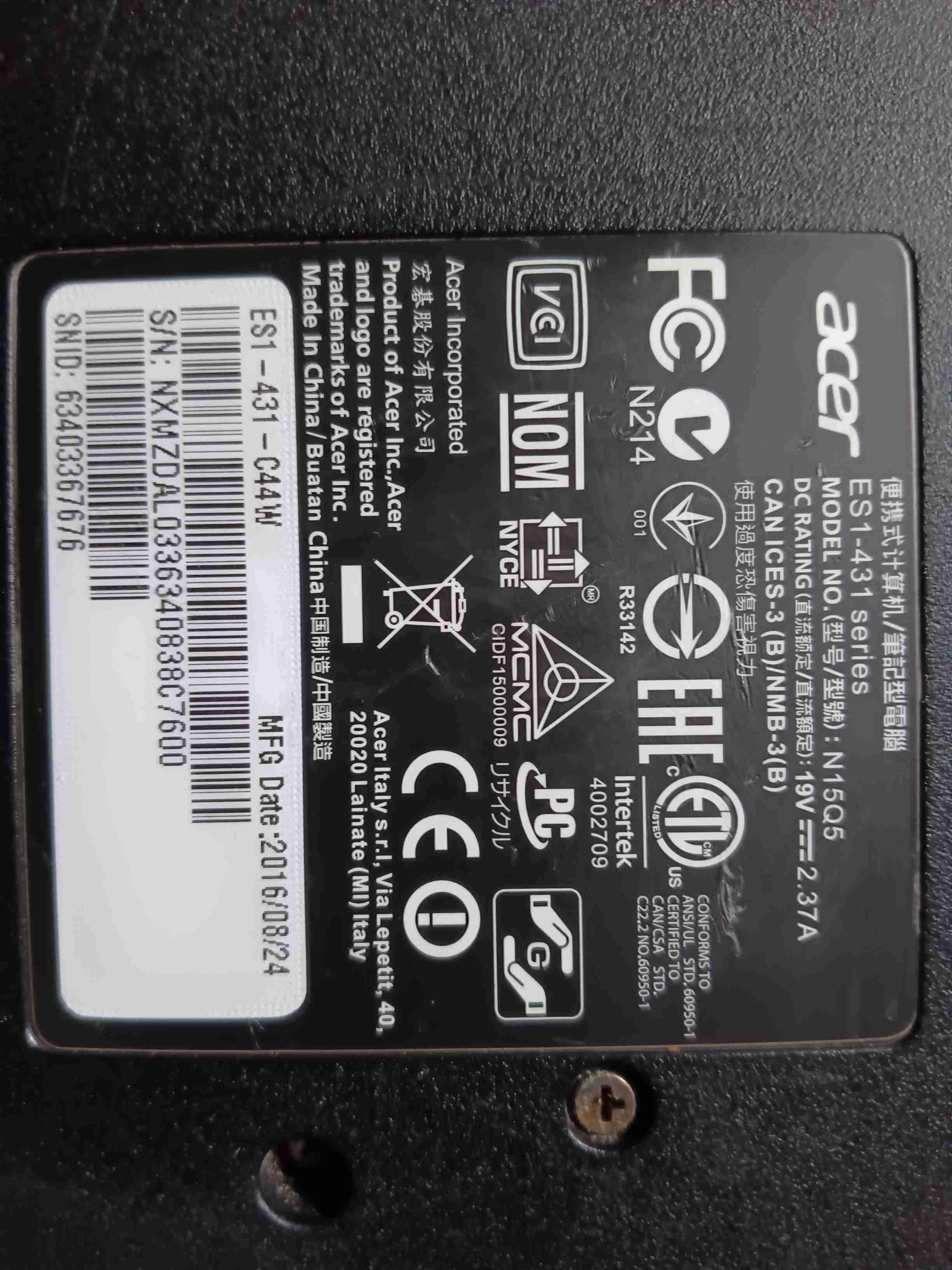 Laptop Acer usada - miniatura 2