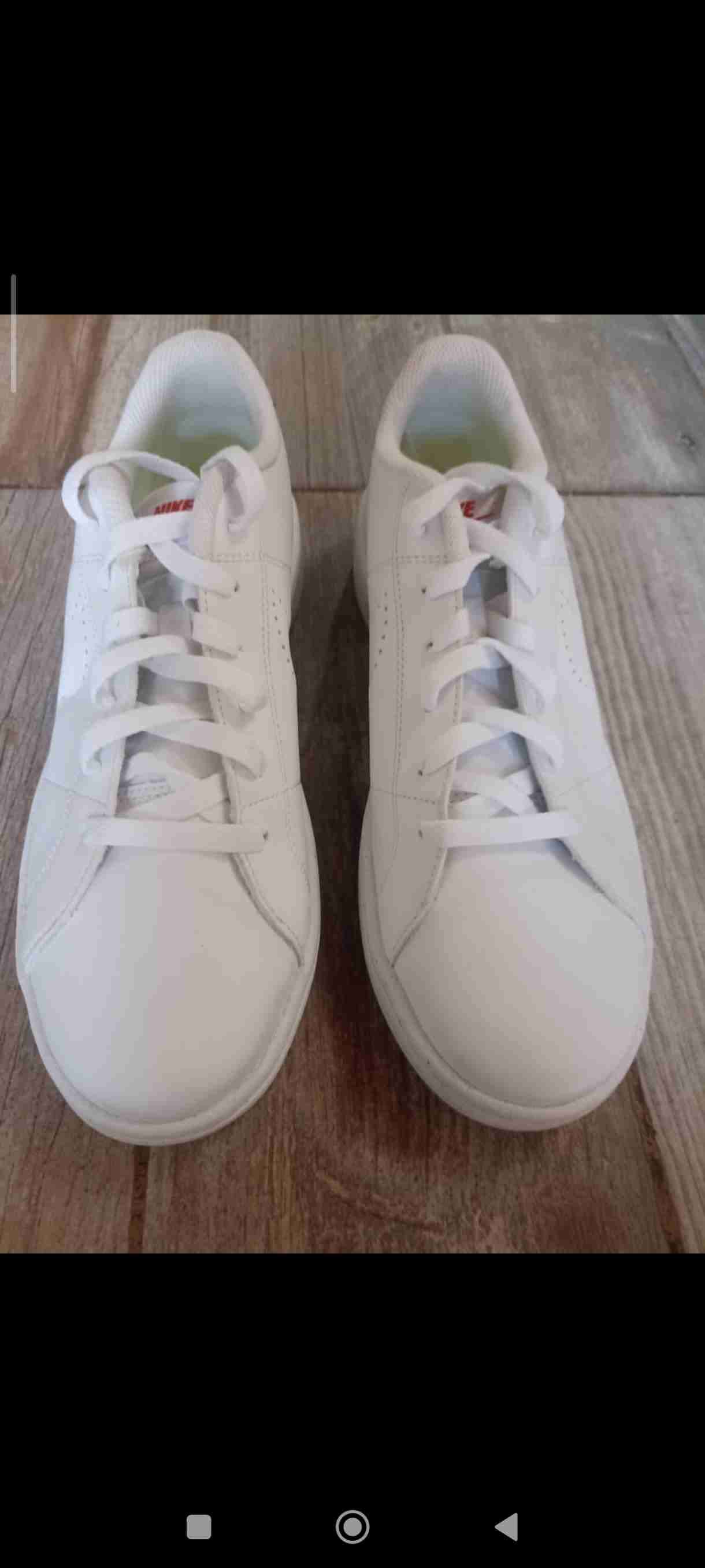 Zapatillas blancas casuales nike - miniatura 2