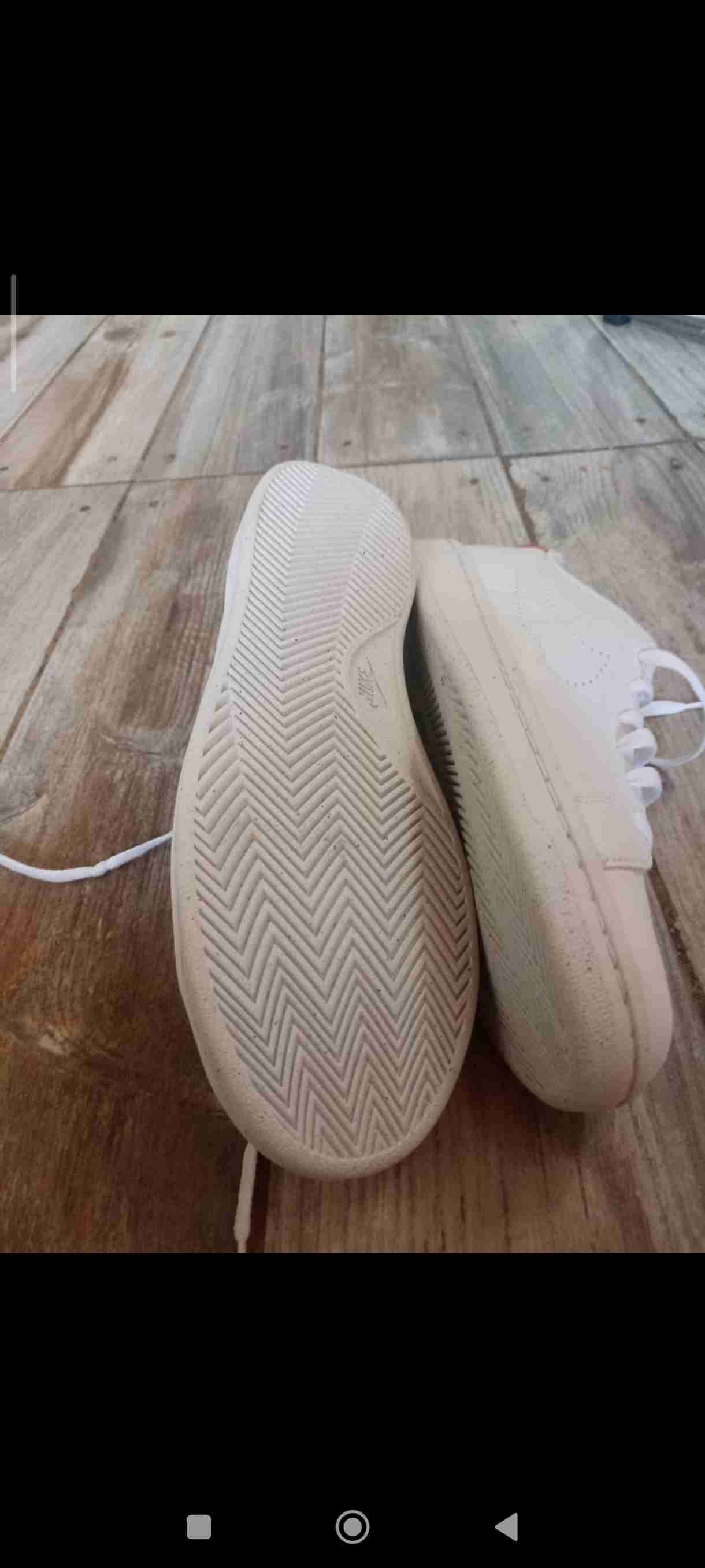 Zapatillas blancas casuales nike - miniatura 3