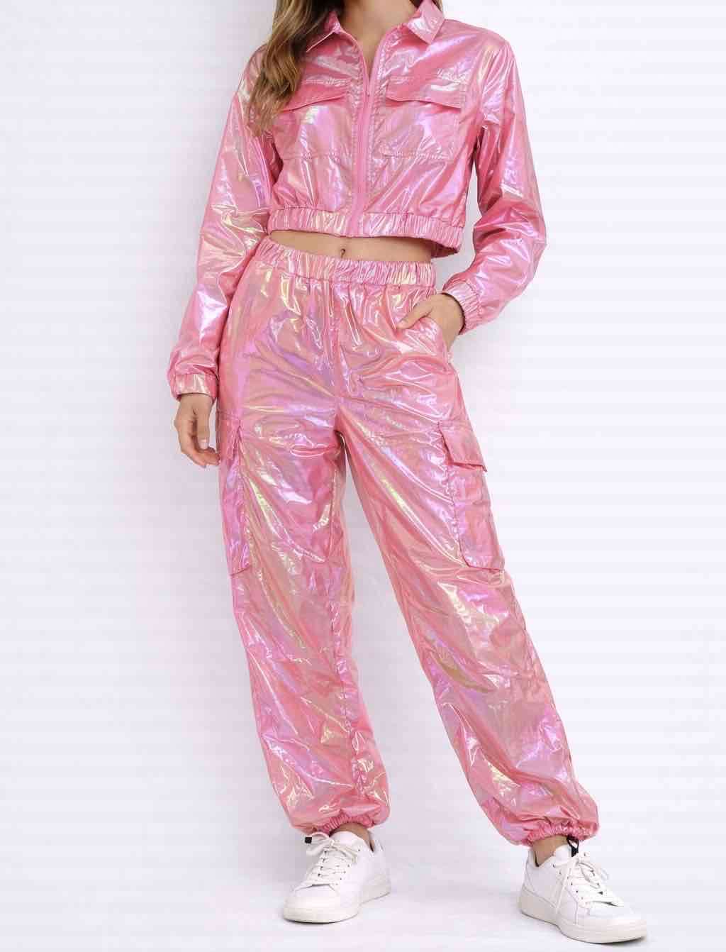 Conjunto deportivo rosado metálico