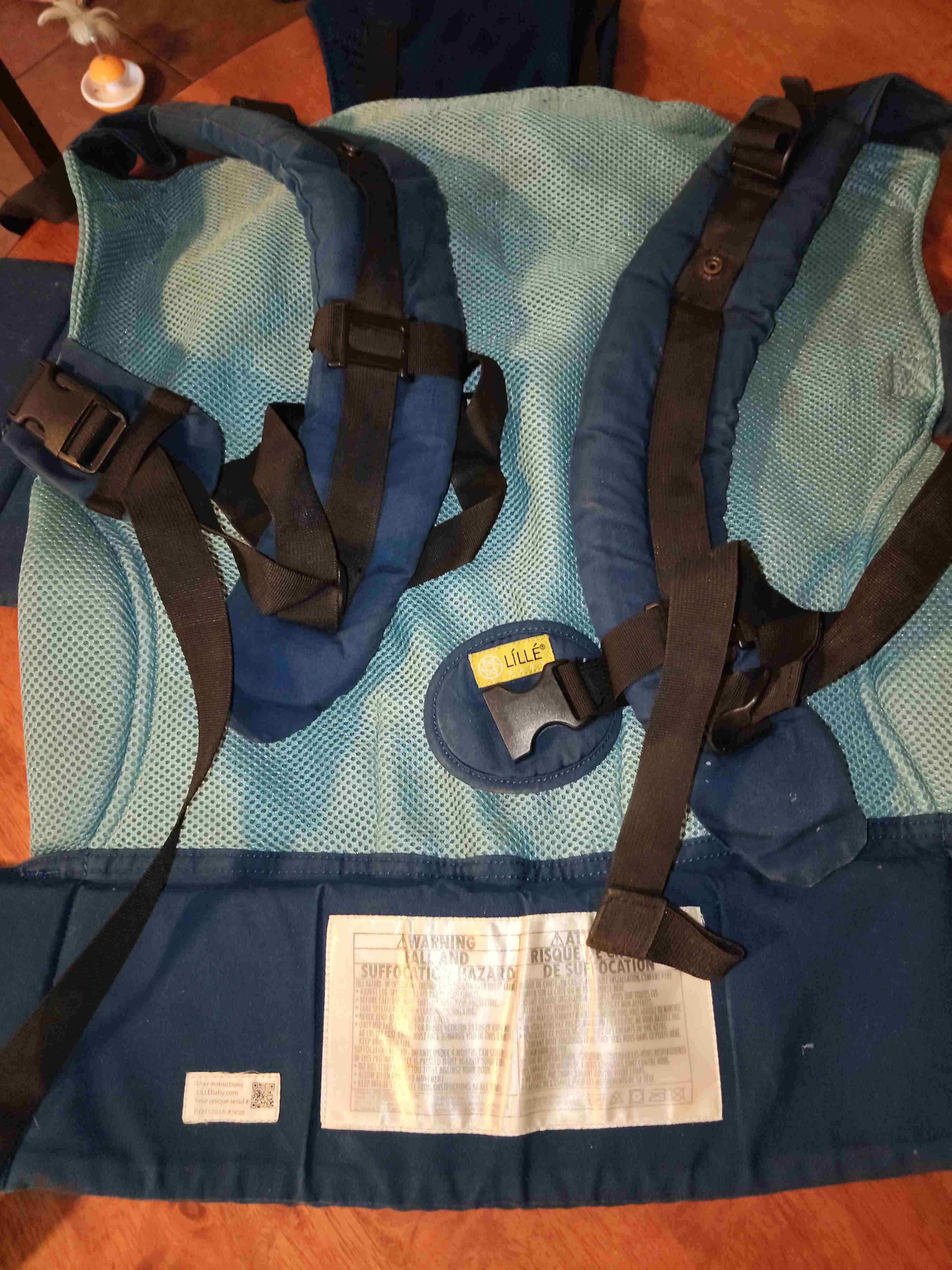 Mochila portabebé azul - miniatura 4