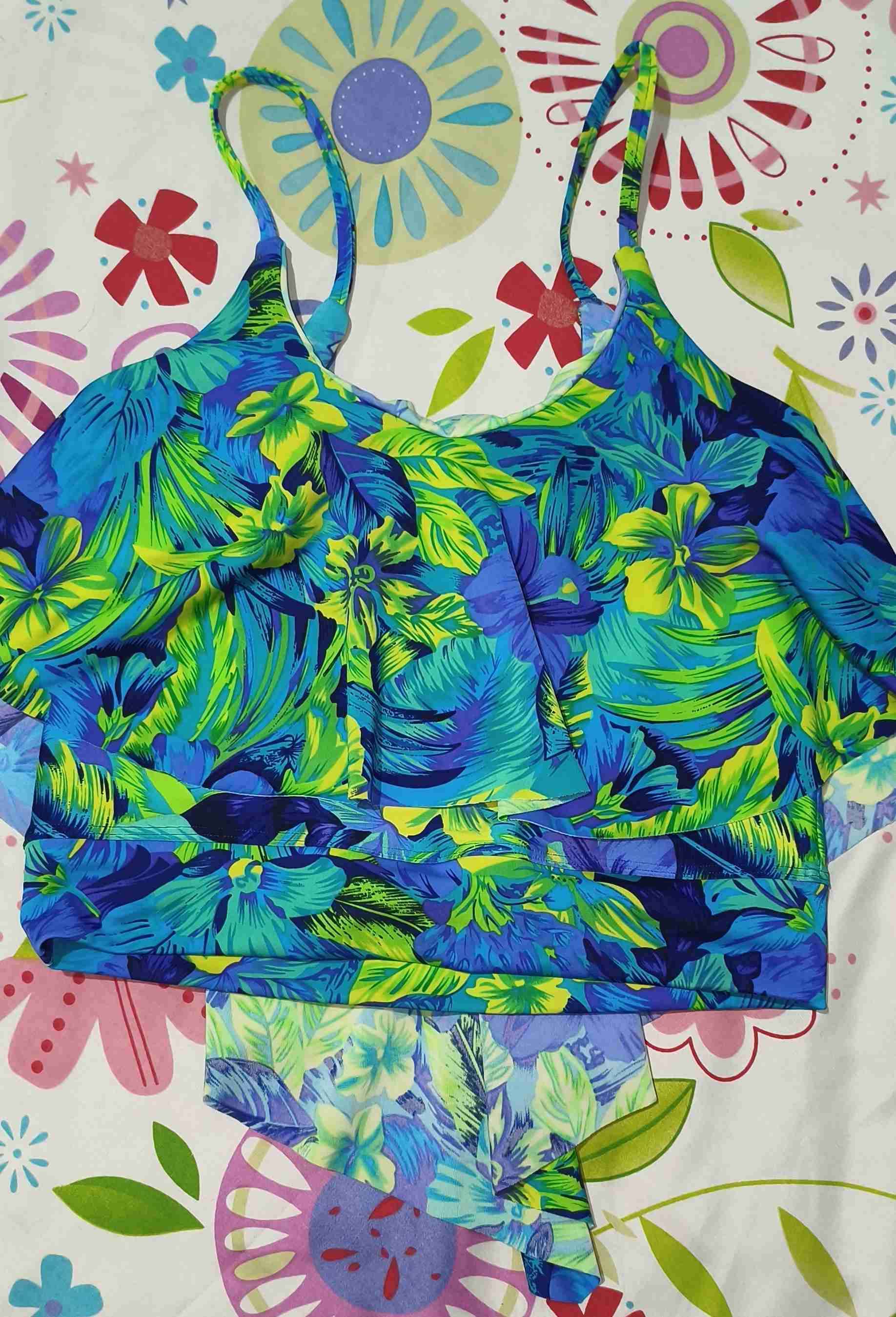 Blusa floral sin mangas licra - miniatura 2