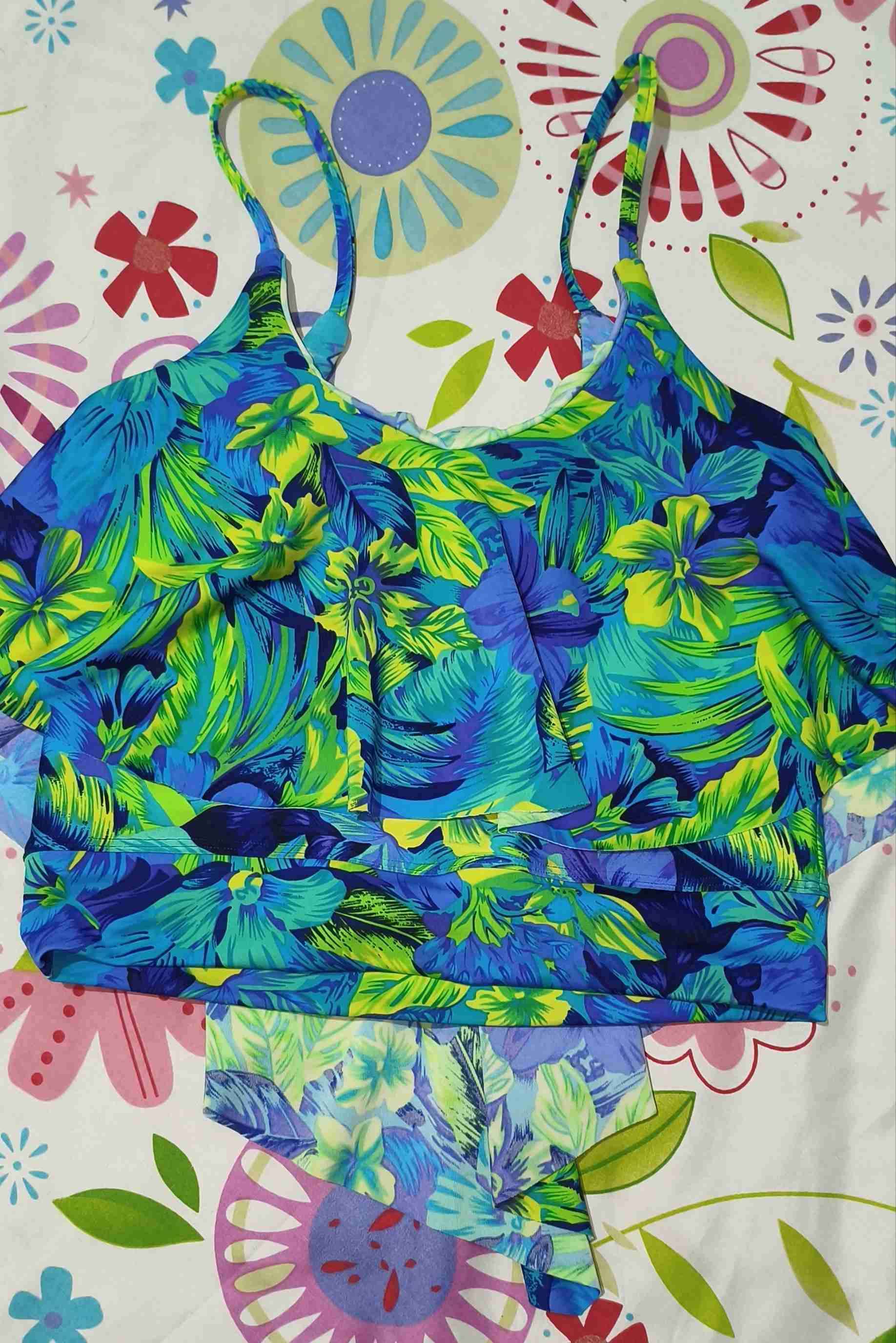 Blusa floral sin mangas licra - miniatura 3