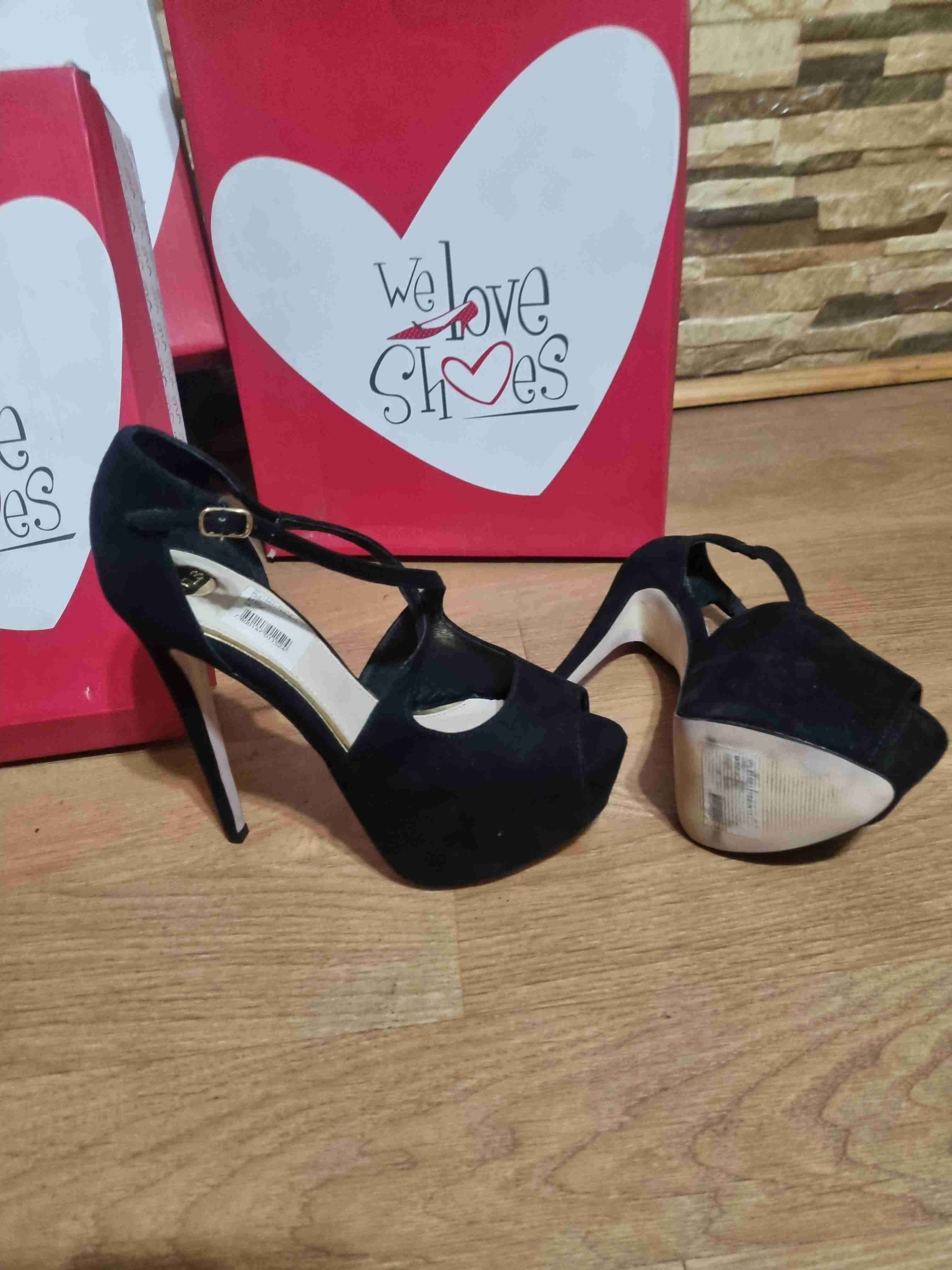 Tacones negros de gamuza - miniatura 3