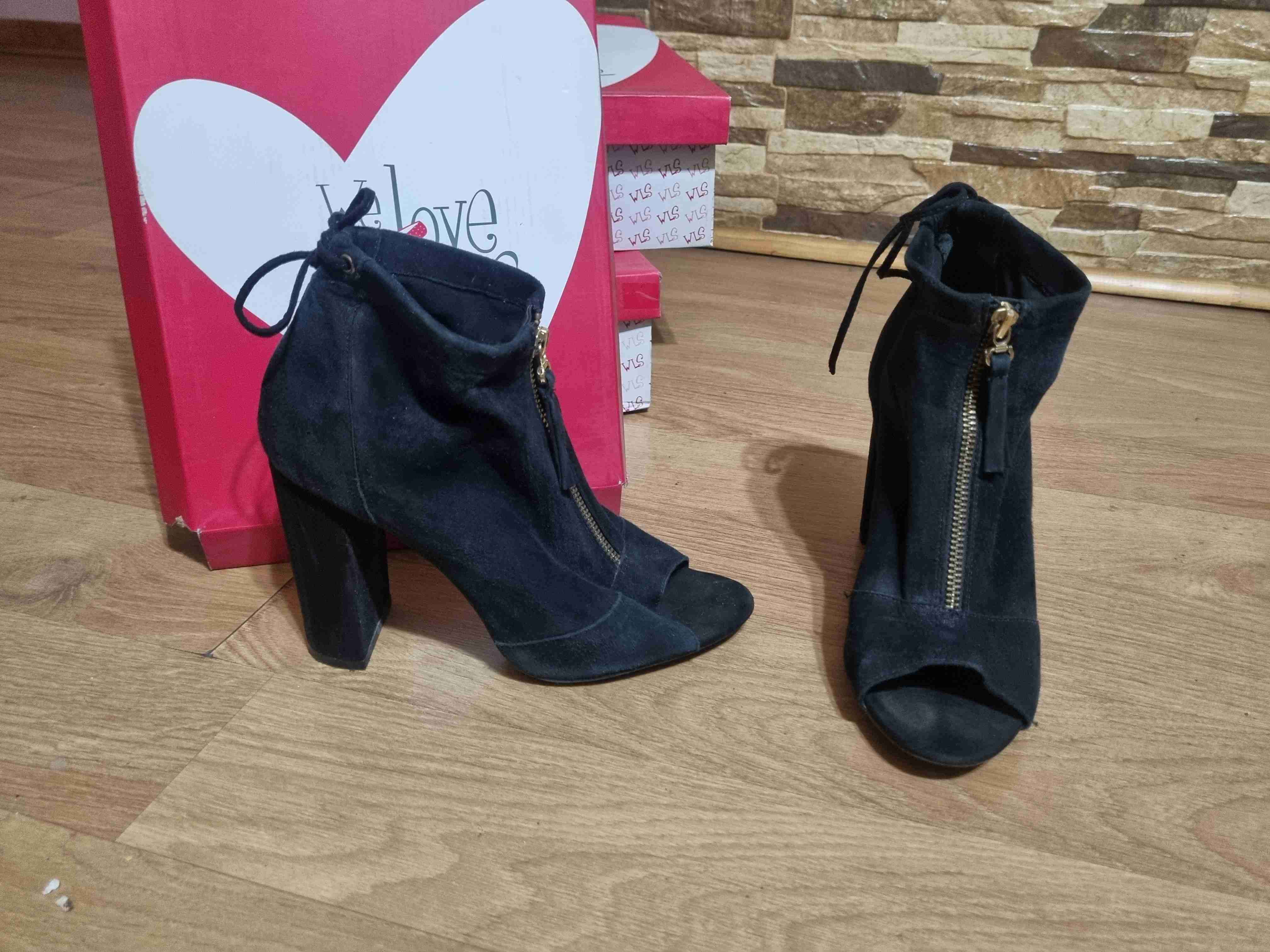 Botines negros altos sin punta - miniatura 3