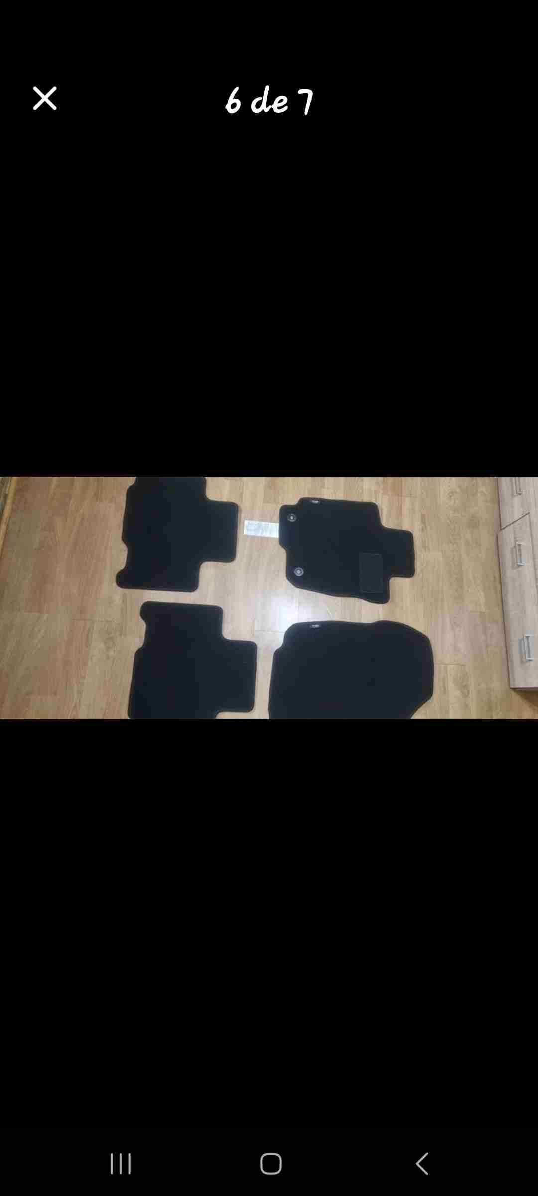 Cubre piso original RAV4 negras