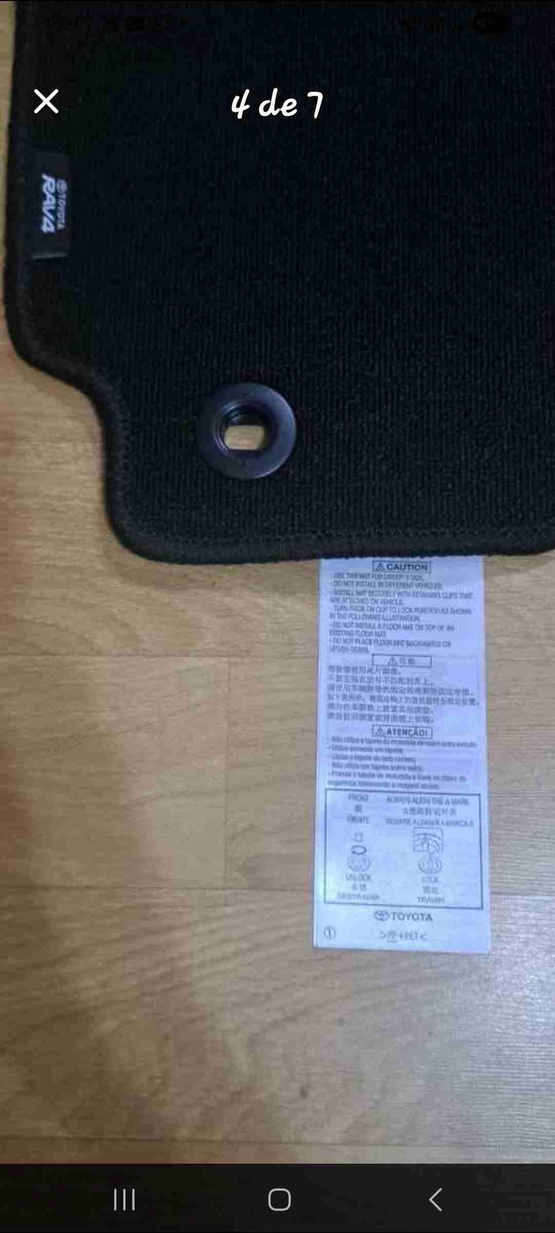 Cubre piso original RAV4 negras - miniatura 4