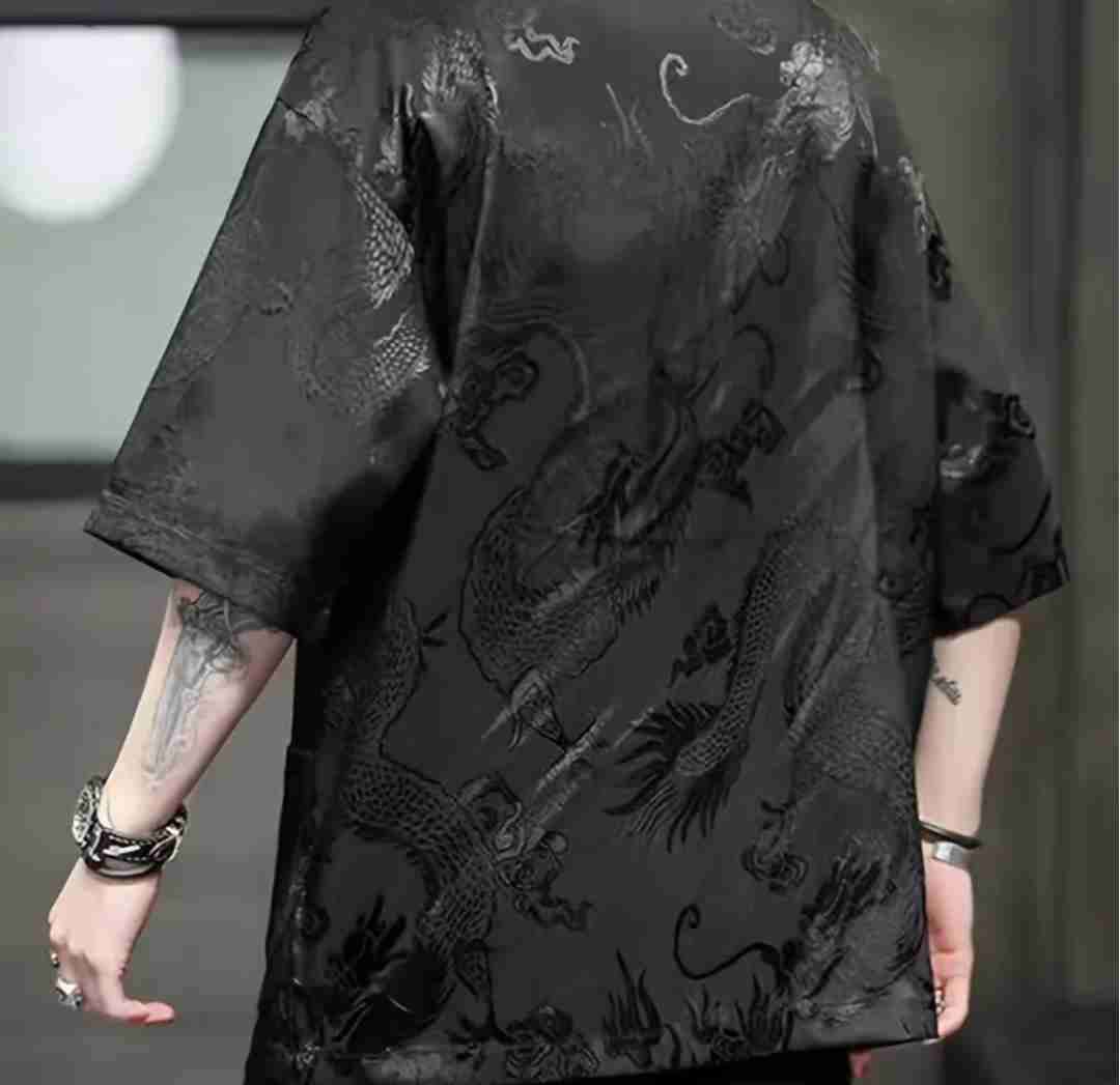 Camisa negra de dragones talla XL (54)