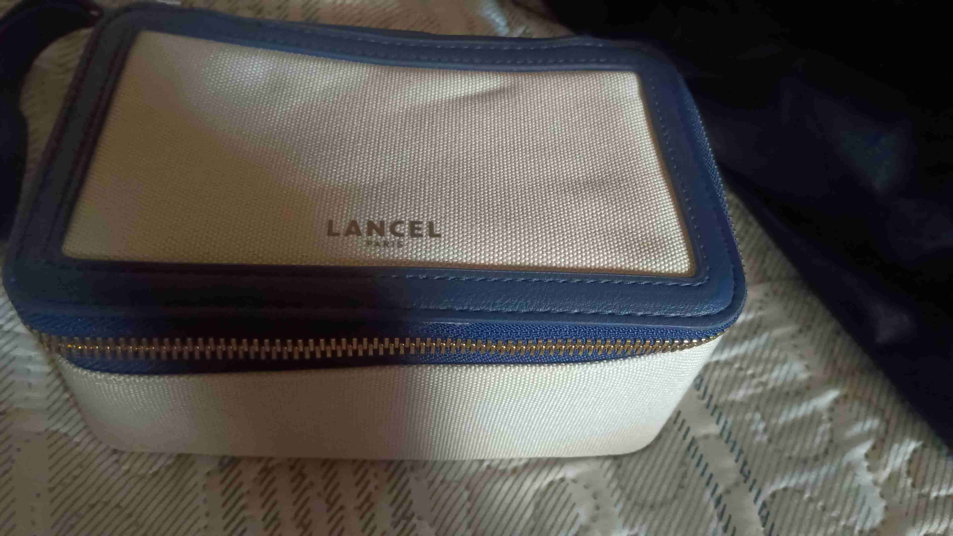 Estuche Lancel beige y azul