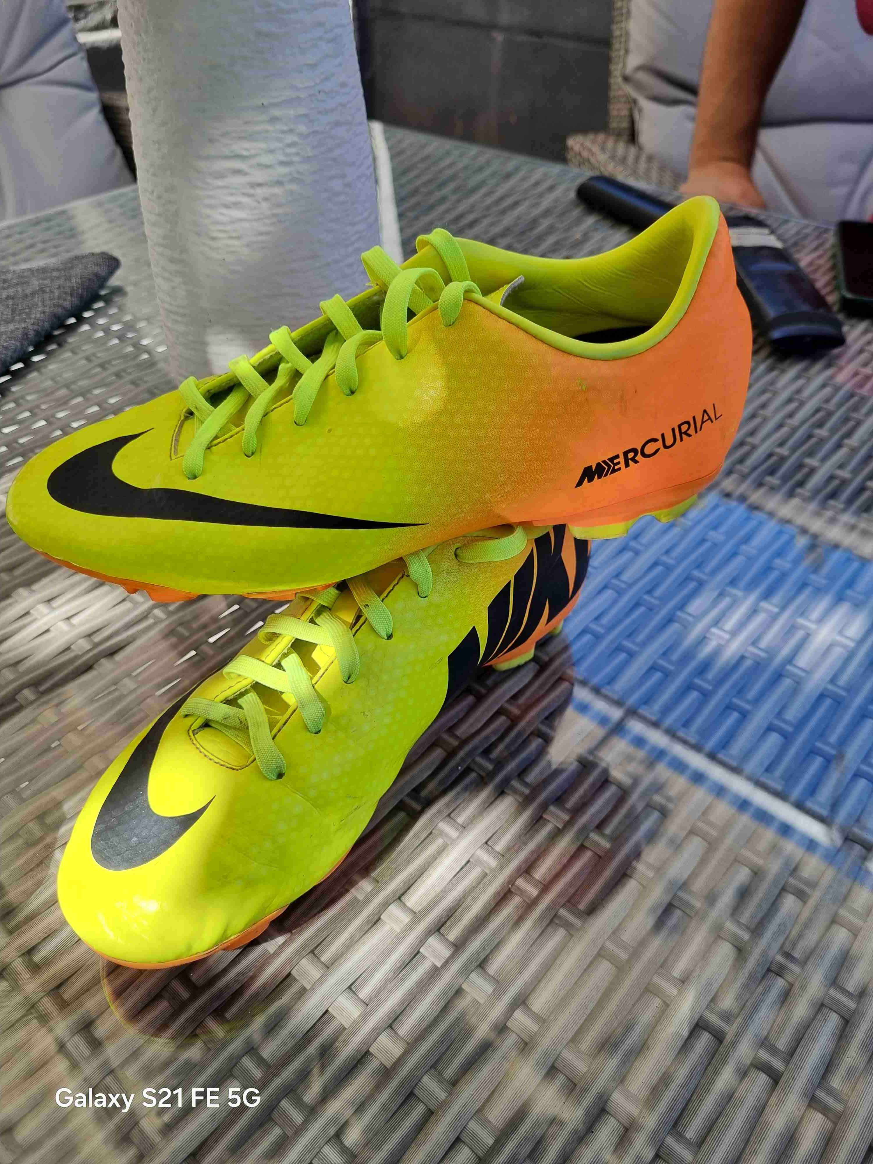 Zapatillas fútbol Nike verdes - miniatura 2