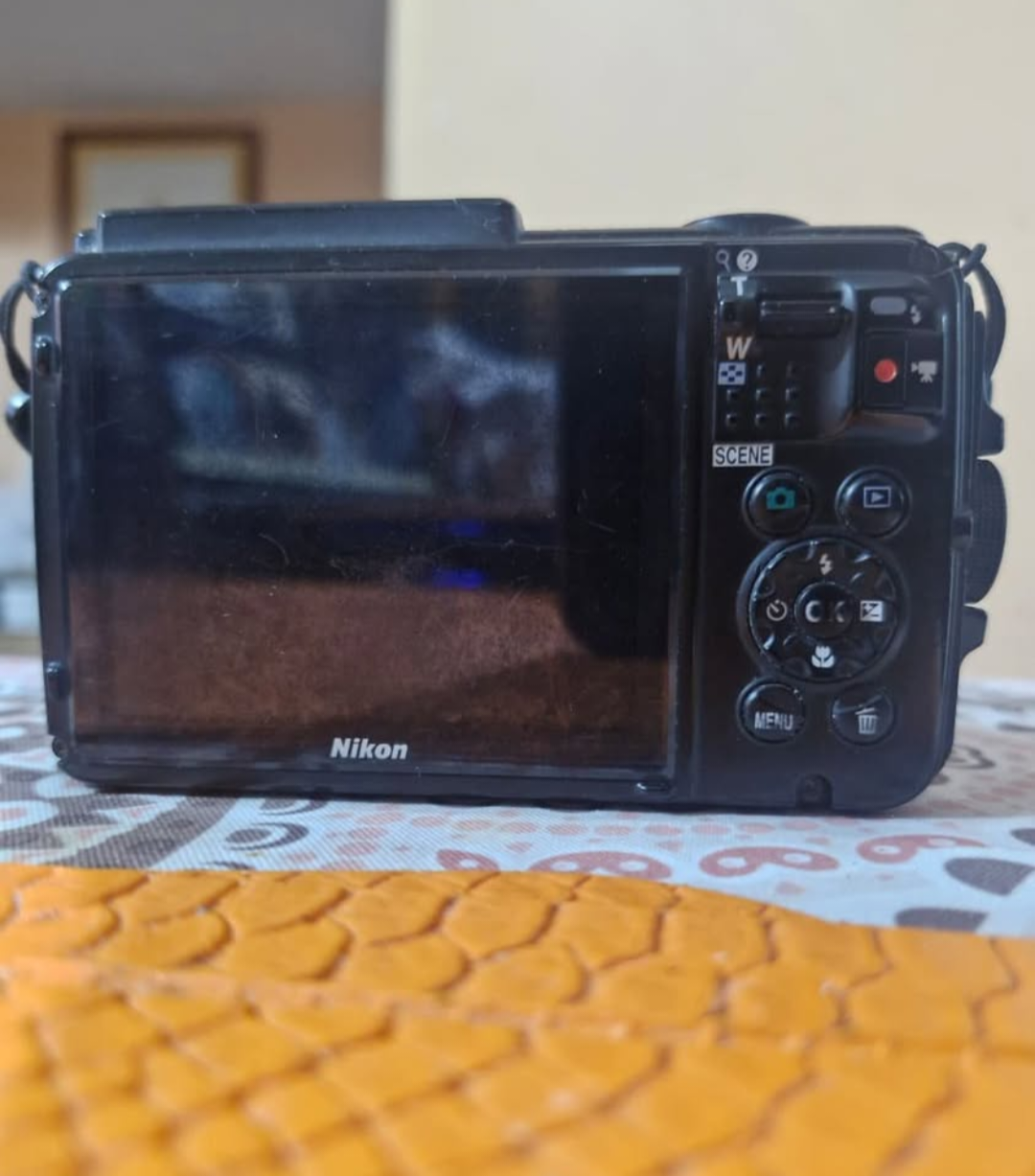 Nikon Coolpix AW130 compacta color black - miniatura 2