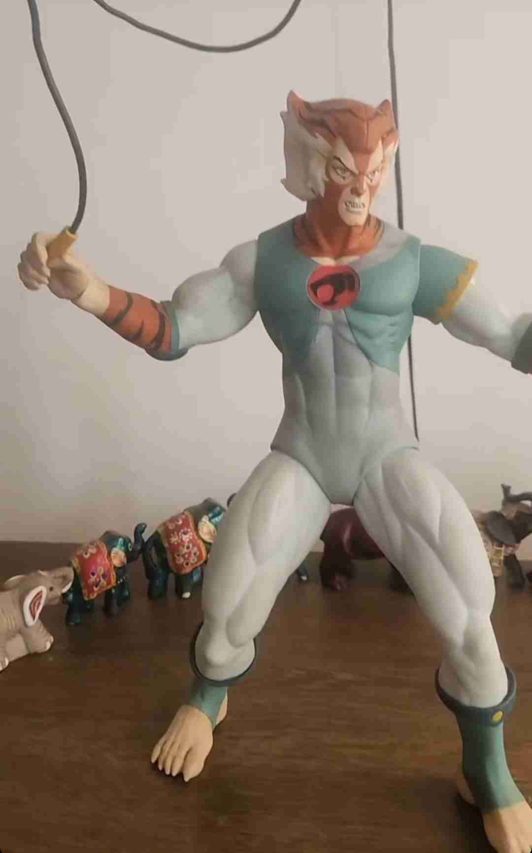 Figura de acción Thundercats Mezco escala 30 cm - miniatura 3