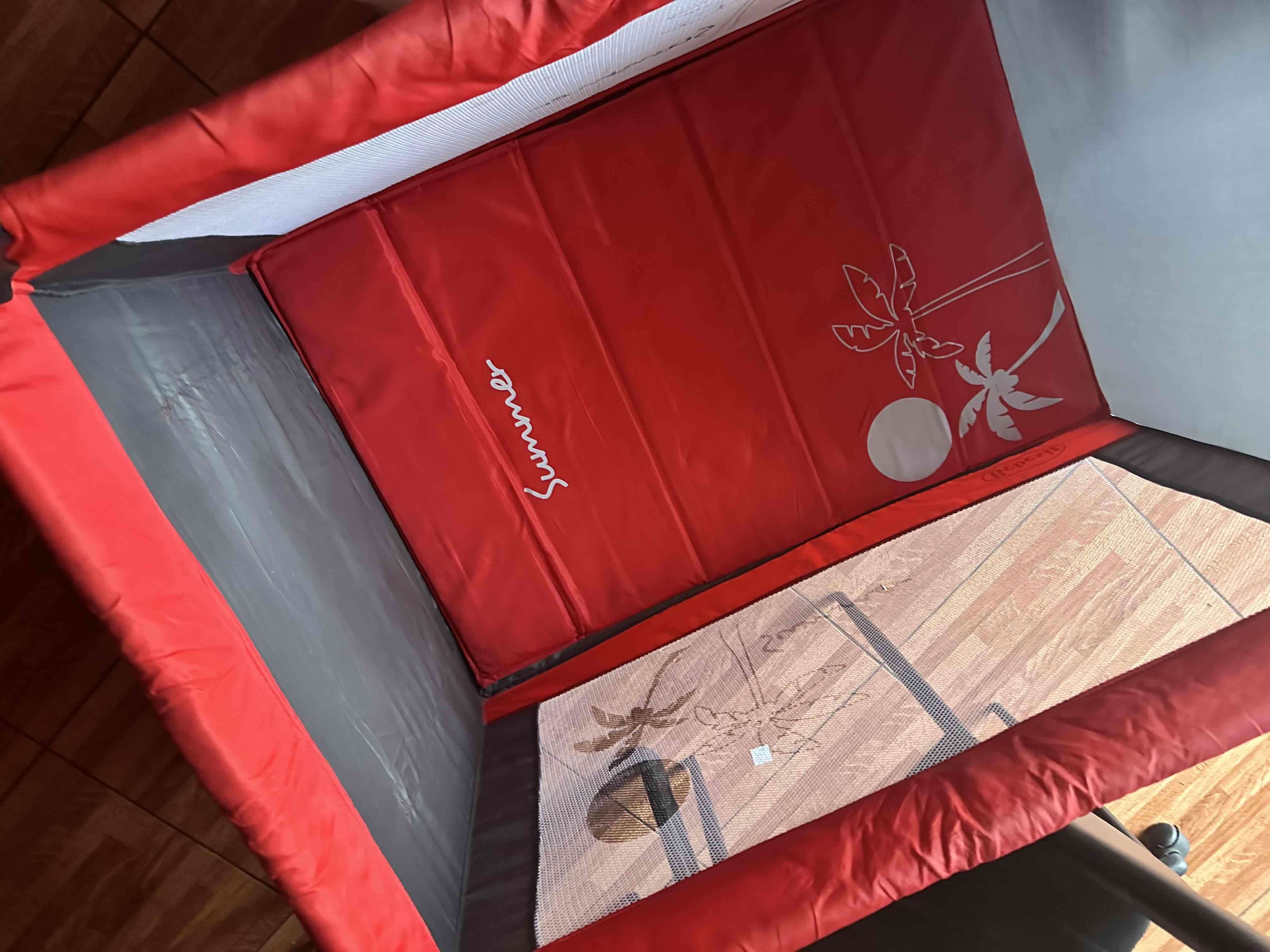 Cuna de viaje roja Summer