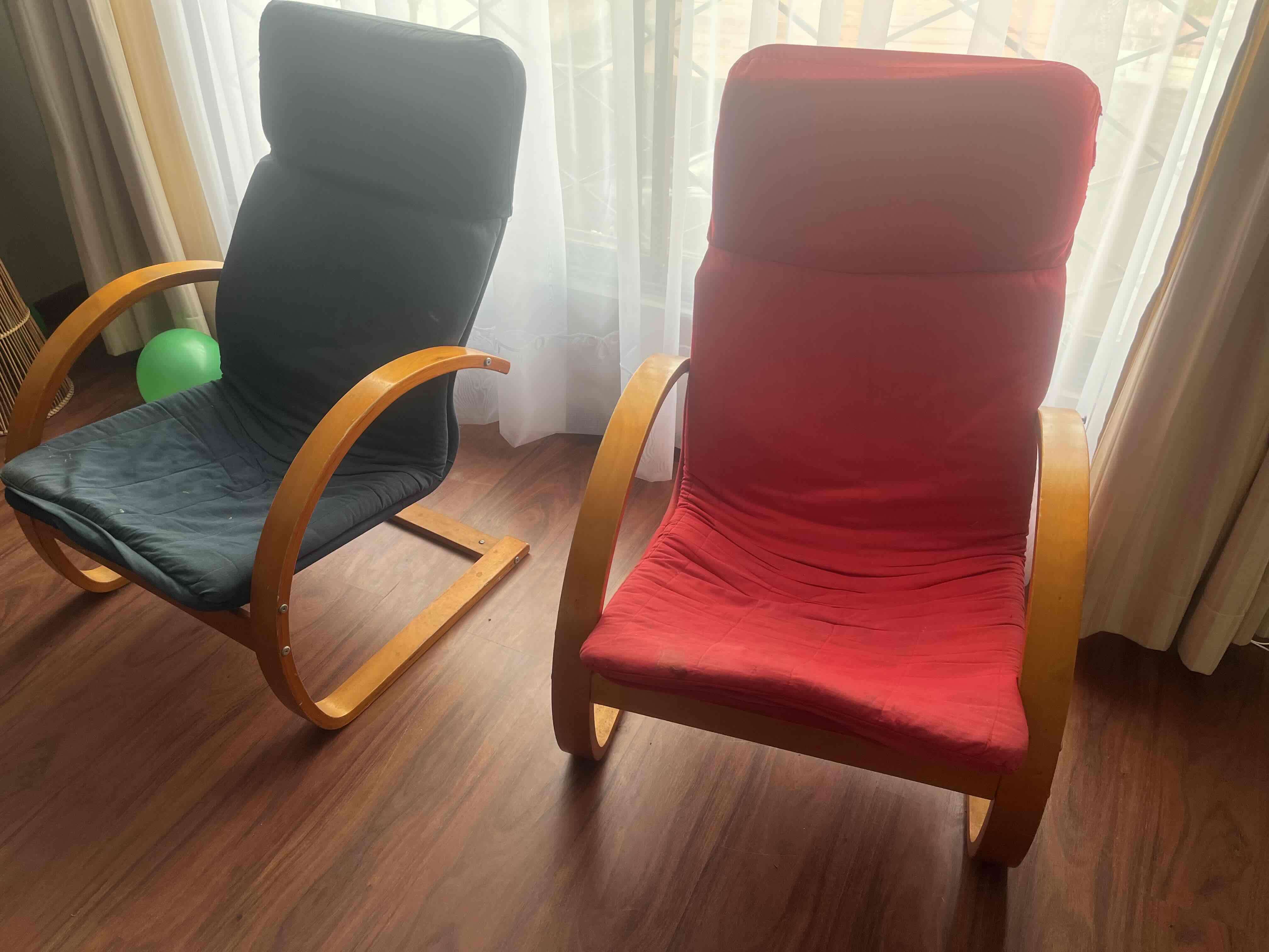 Sitiales de madera roja y negra - miniatura 2