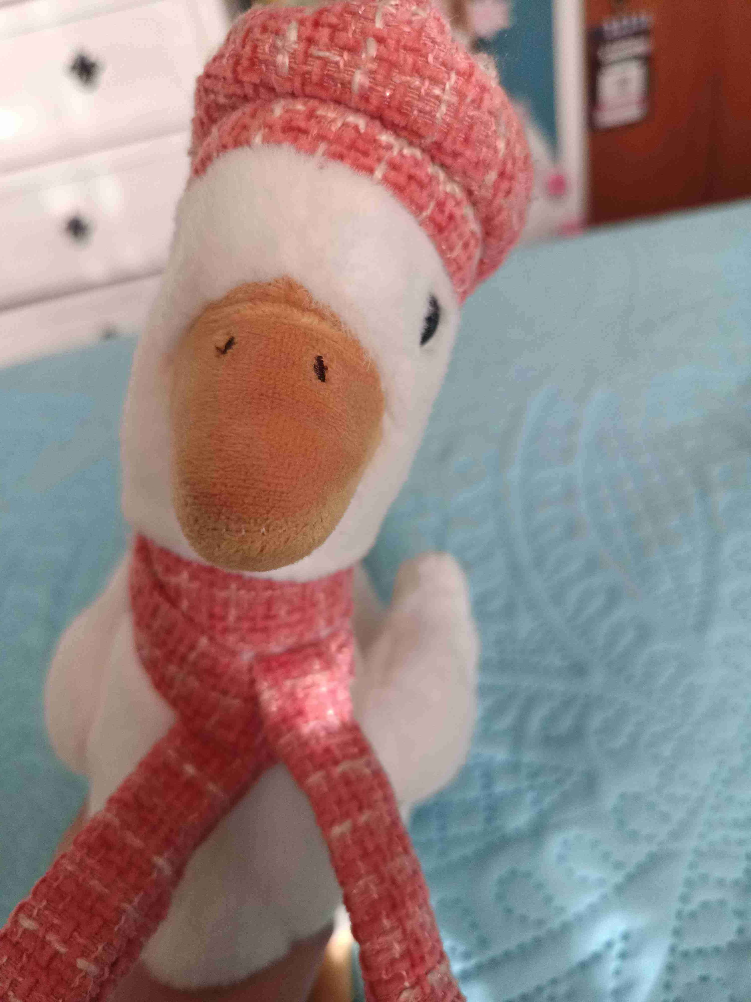 Peluche pato con gorro y bufanda - miniatura 2